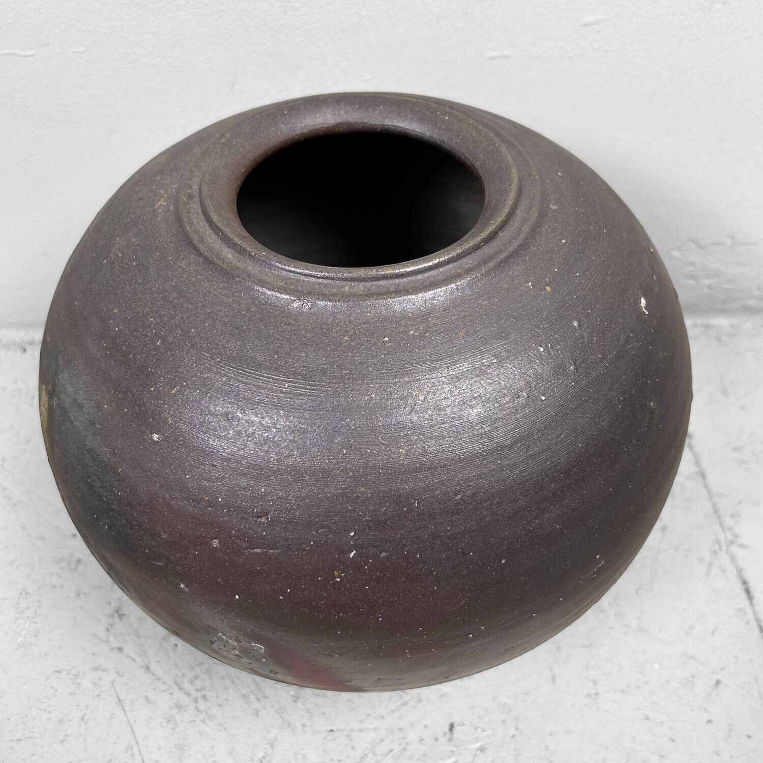 Earthenware Bizen-Yaki (備前焼) Tsubo, 1920s, Japan.