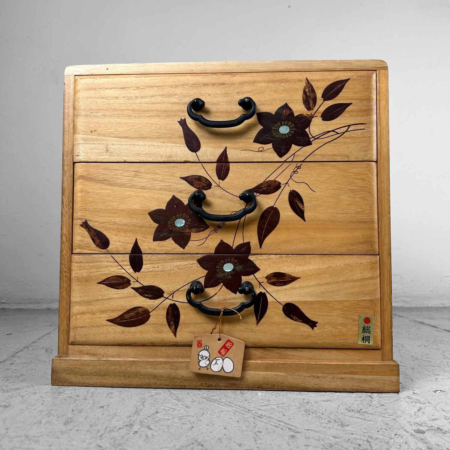 Vintage Haribako (針箱) from the '80s, Japan.