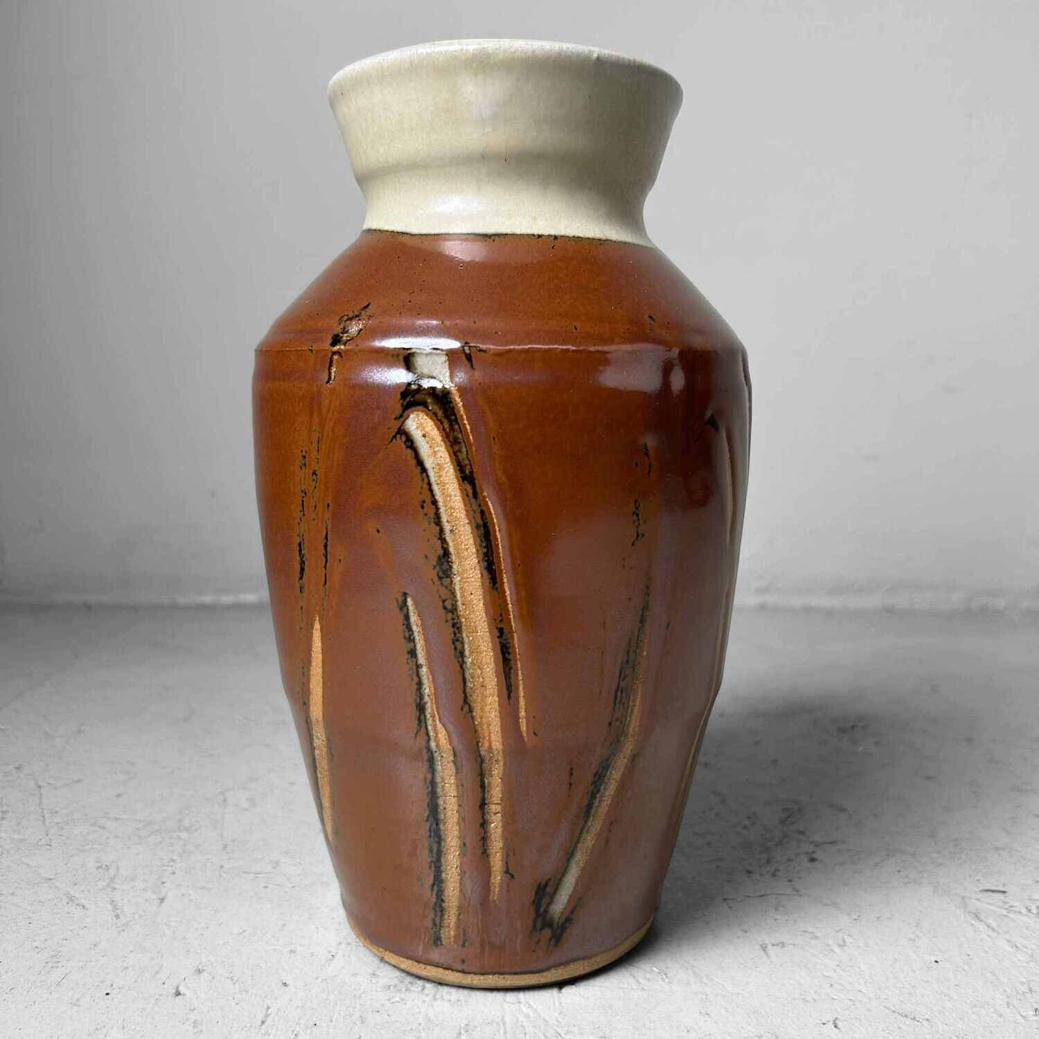 Glazed Pottery Japanese Kabin Vase 花瓶, from the 1970s.