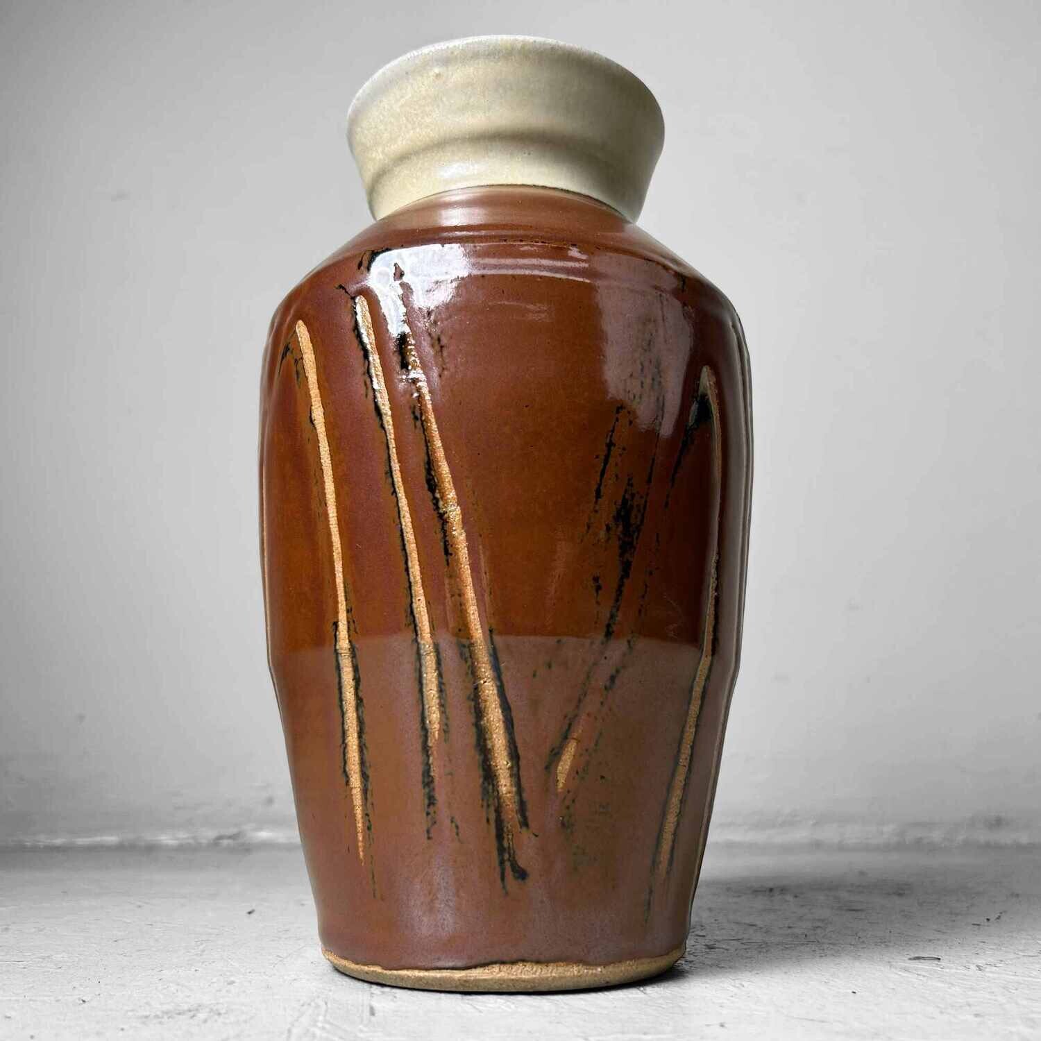 Glazed Pottery Japanese Kabin Vase 花瓶, from the 1970s.