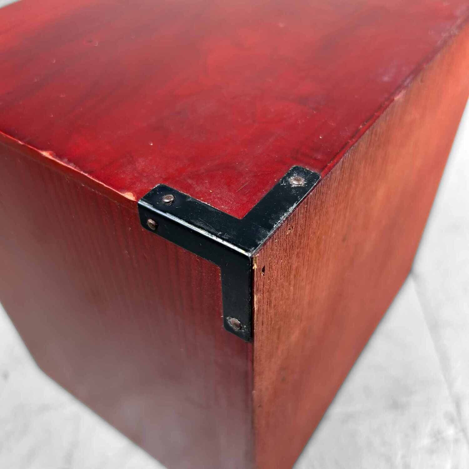 Vintage Japanese jewelry box, from the '80s.