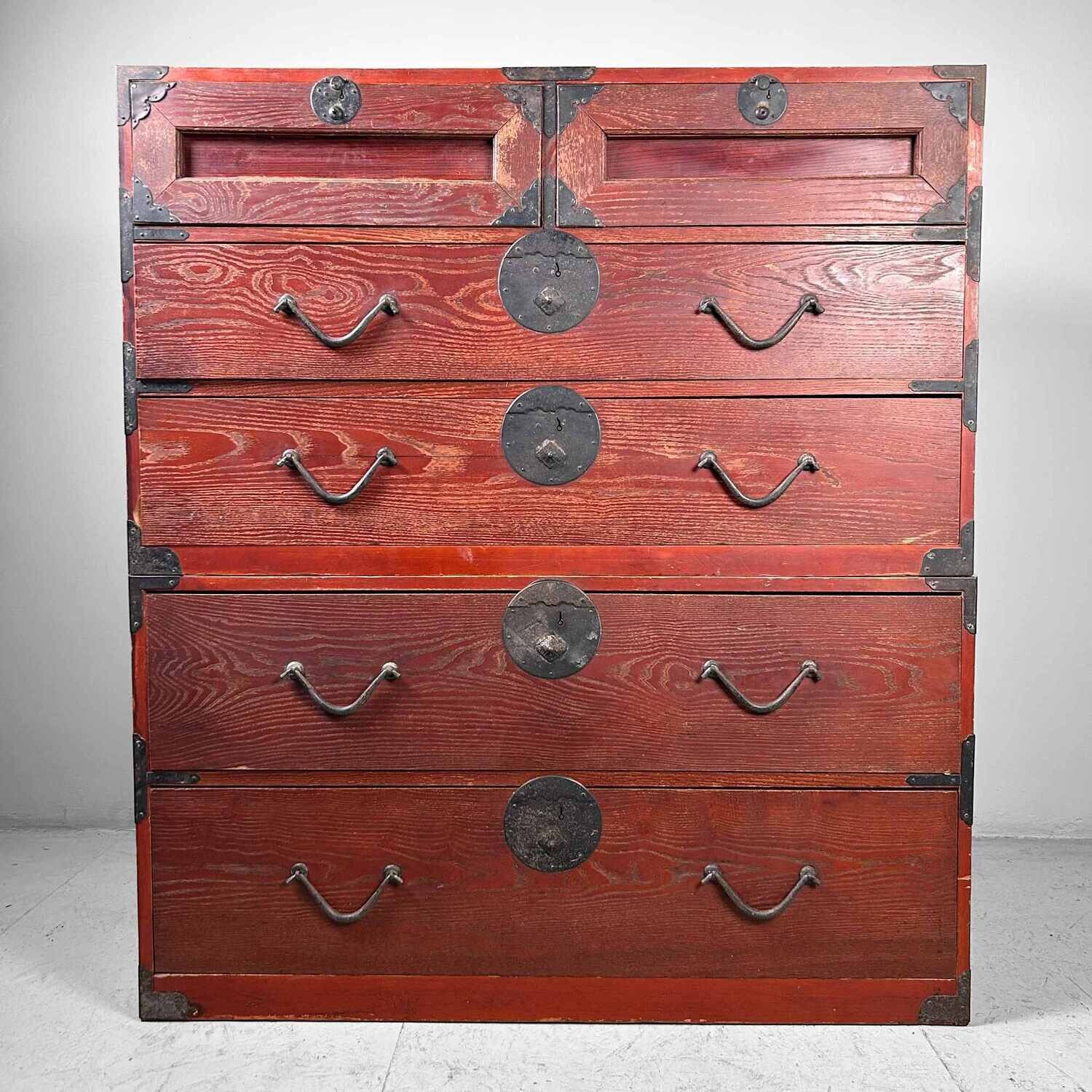 Japanese Isho-Dansu Kasane Kimono Chest, Meiji period.