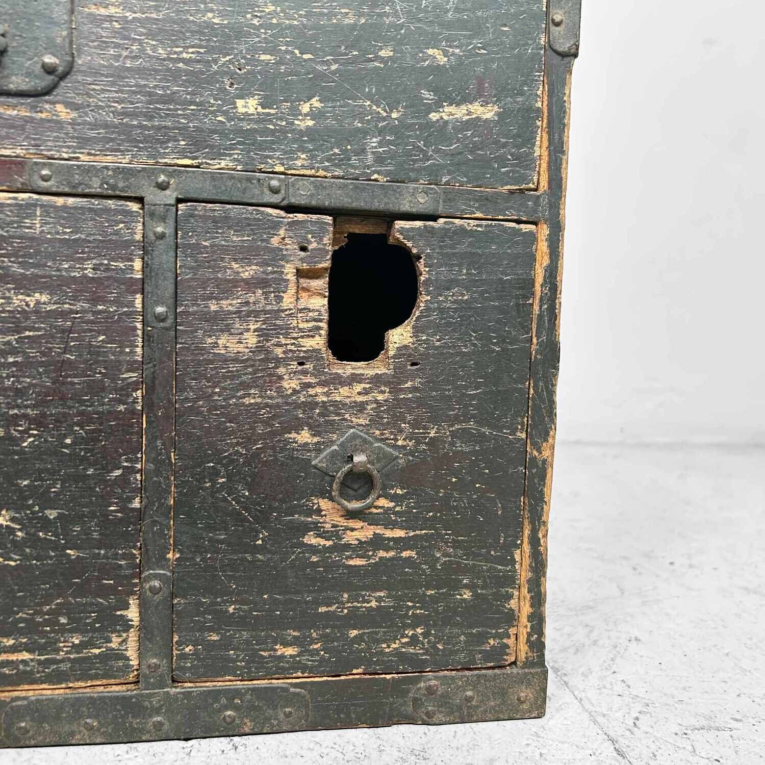 Antique Kake-Suzuri (懸硯) Meiji period, Japan.