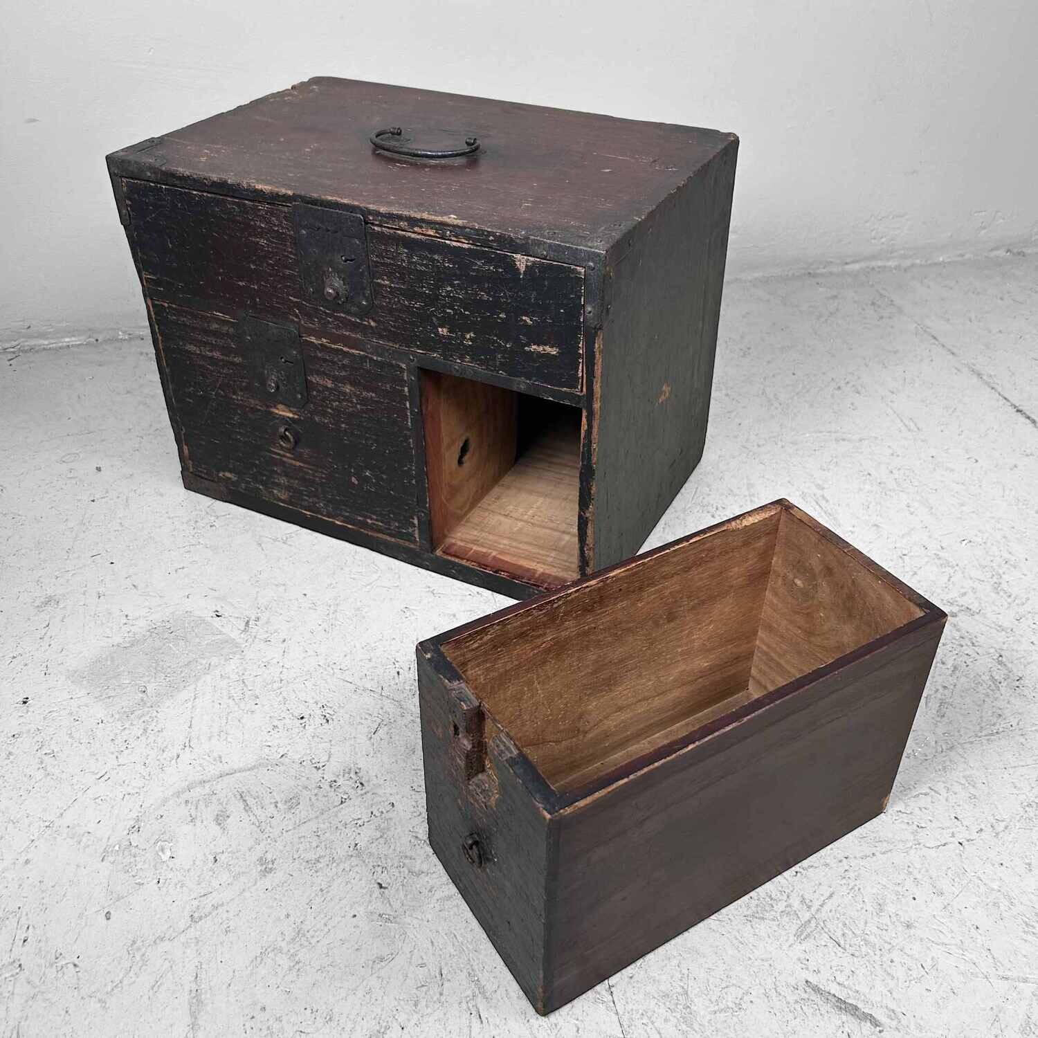 Antique Kake-Suzuri (懸硯) Meiji period, Japan.