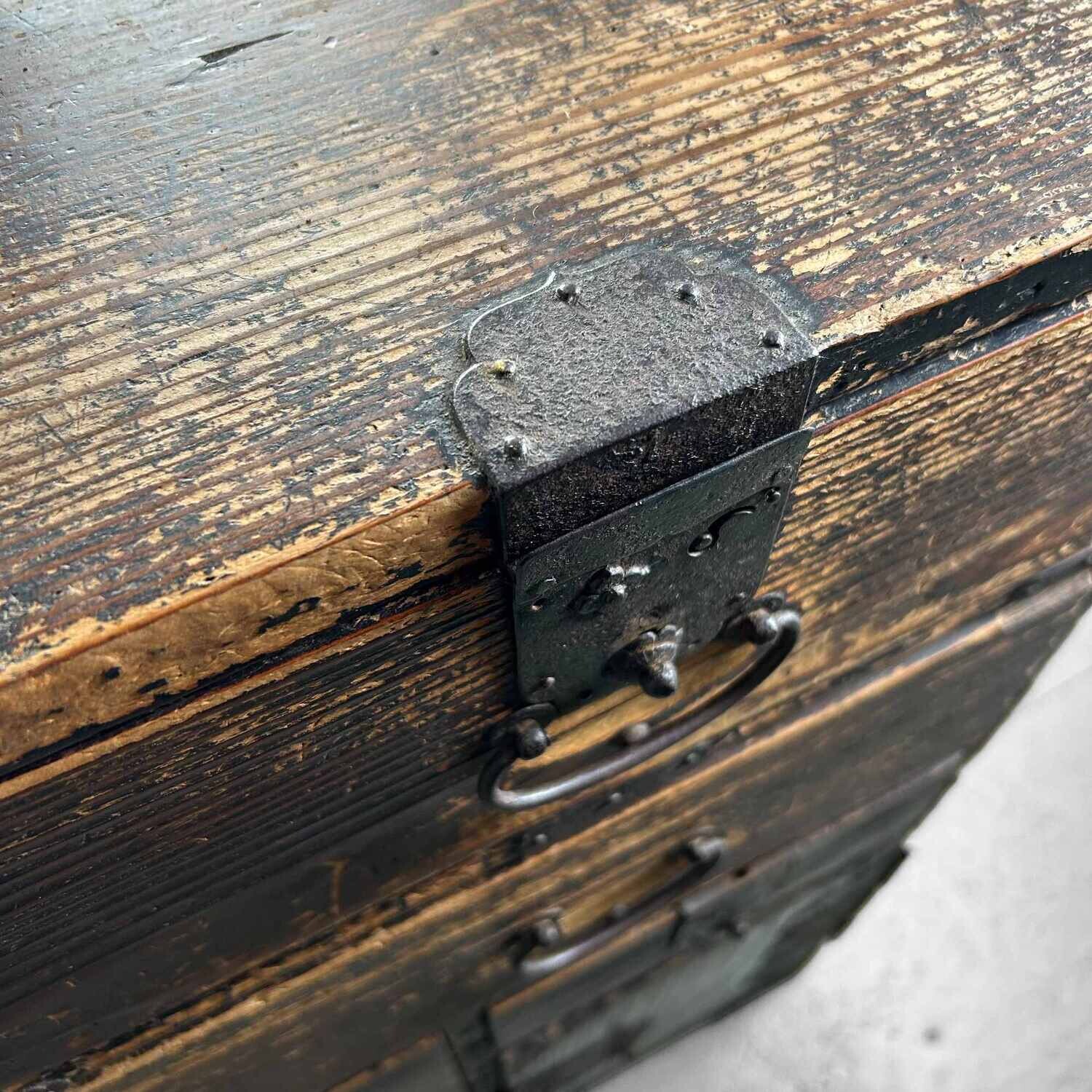 Traditional Japanese Tansu Storage Cabinet, Meiji Period.