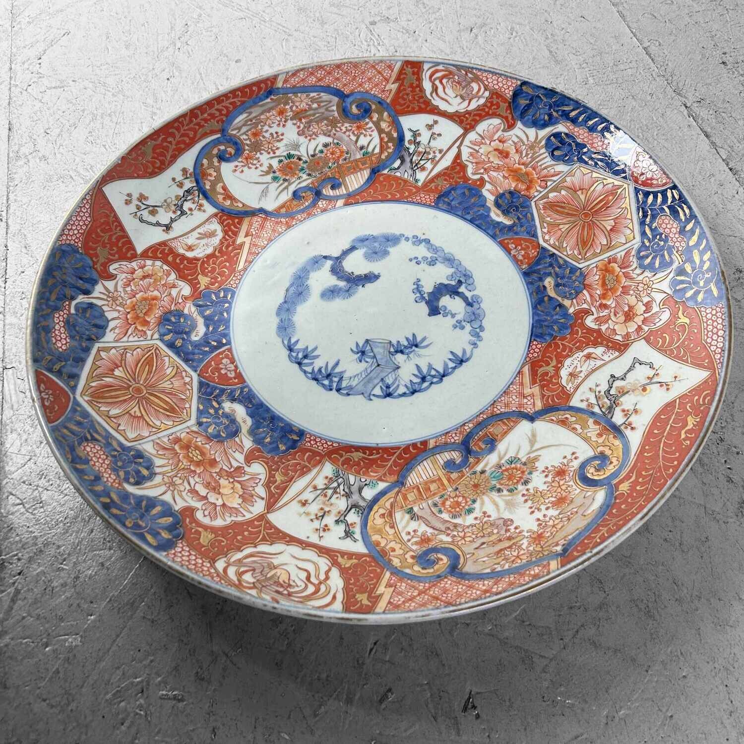 Large Decorative Imari Porcelain Plate, circa 1900, Japan. Large Decorative Imari Porcelain Plate, circa 1900, Japan.