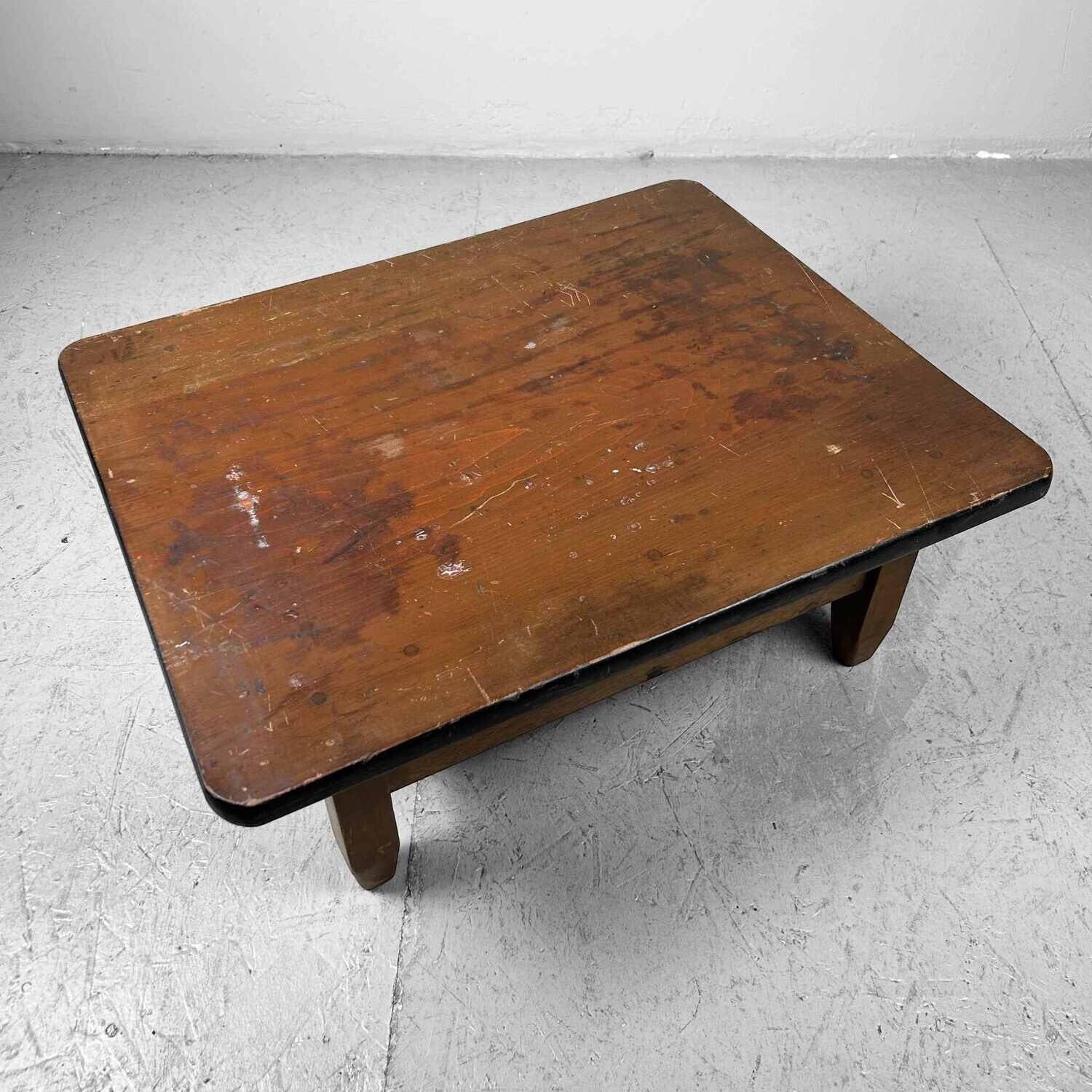 Low Japanese Writing Desk (書斎机), 1930s.