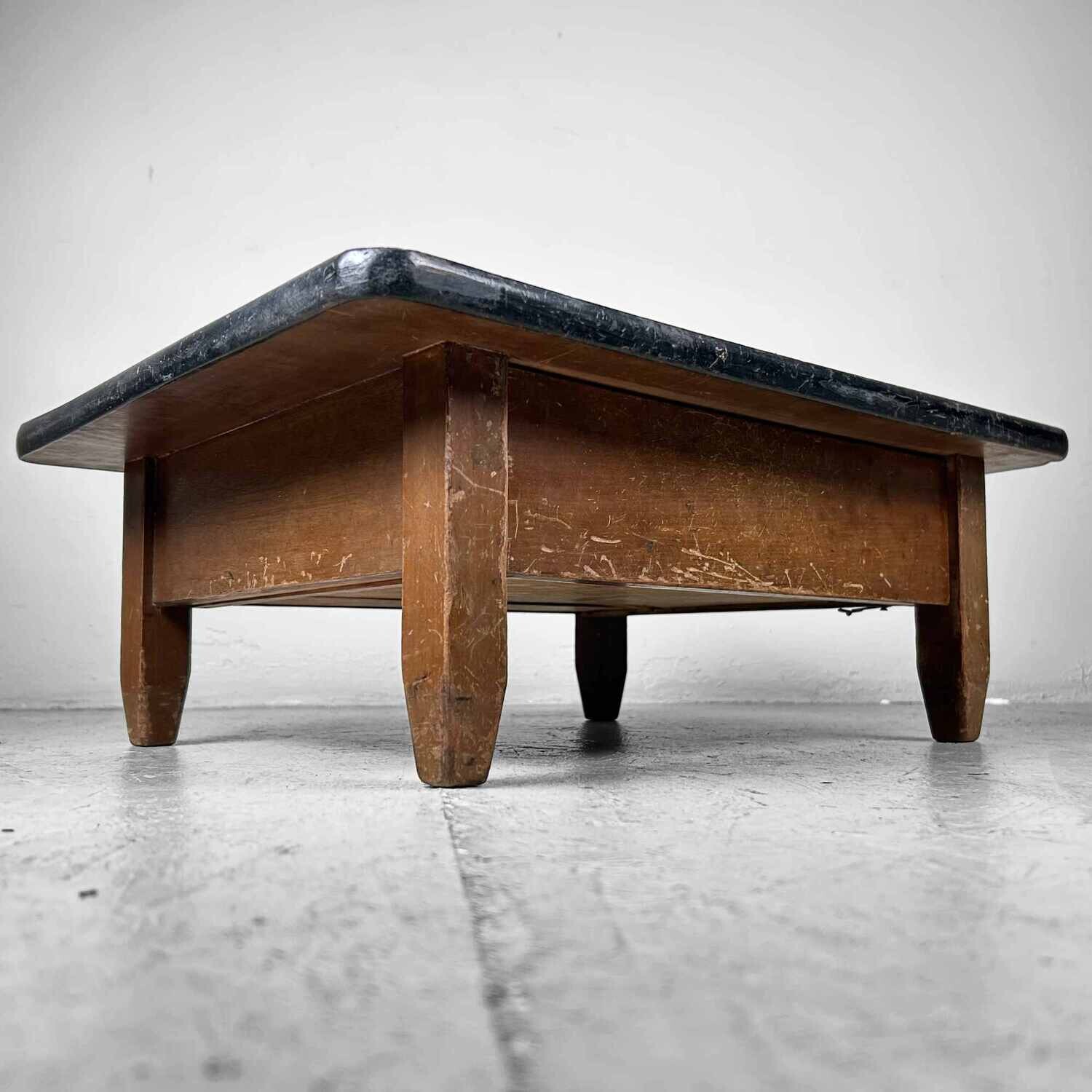 Low Japanese Writing Desk (書斎机), 1930s.