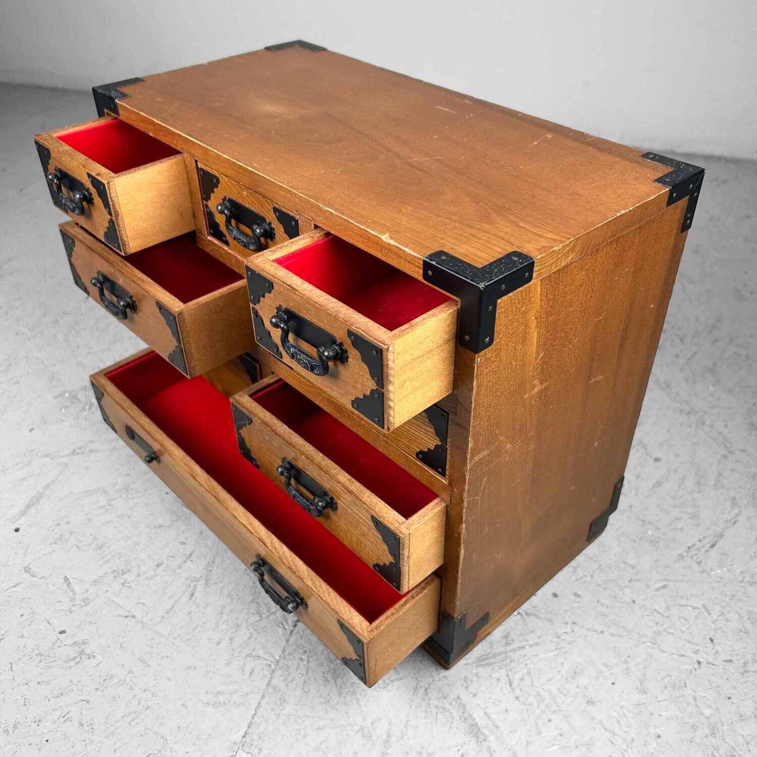 Haribako Juwelenkastje, Japan, Shōwa-periode (昭和時代).