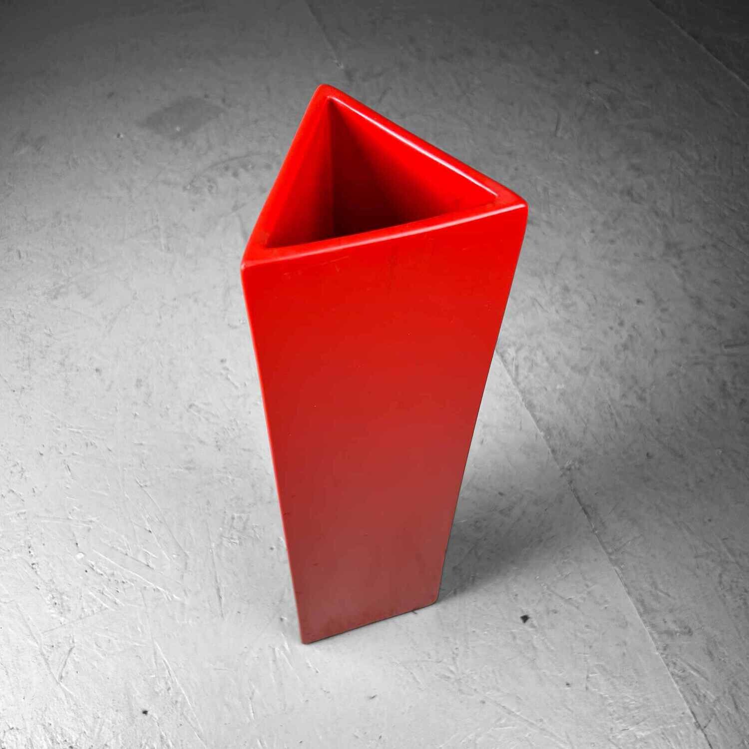 Minimalist Mid Century Ikebana Flower Vase, Japan.