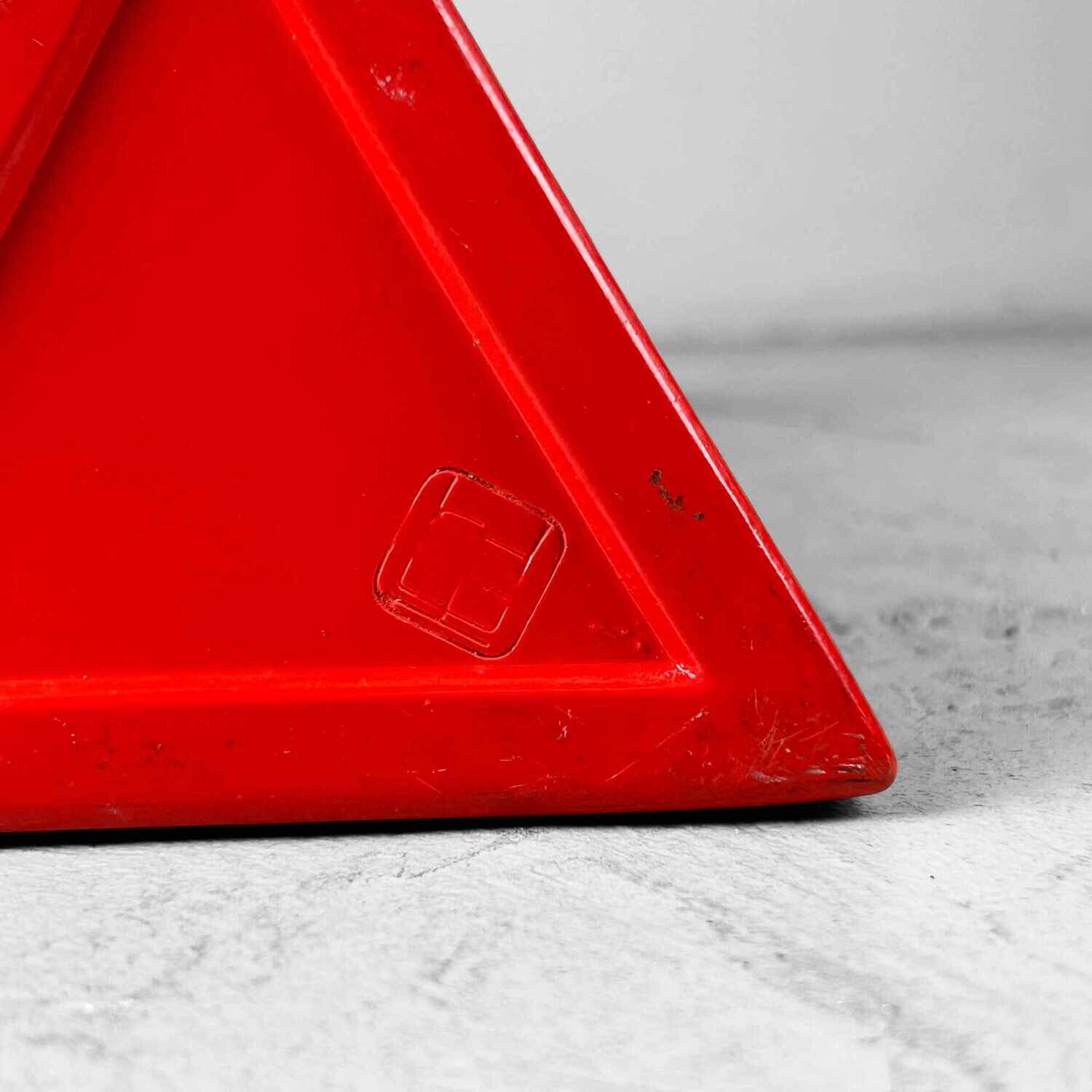 Minimalist Mid Century Ikebana Flower Vase, Japan.