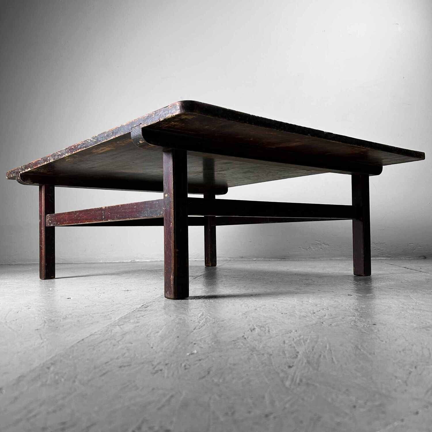 Timeless Japanese Minimalist Writing Desk, Taishō Period, Japan.