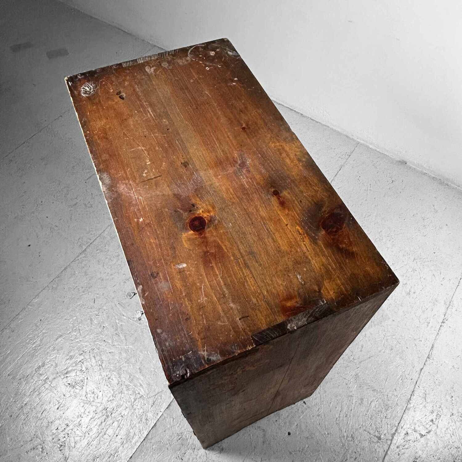 Japanese Tansu Storage Cabinet, 1930s.