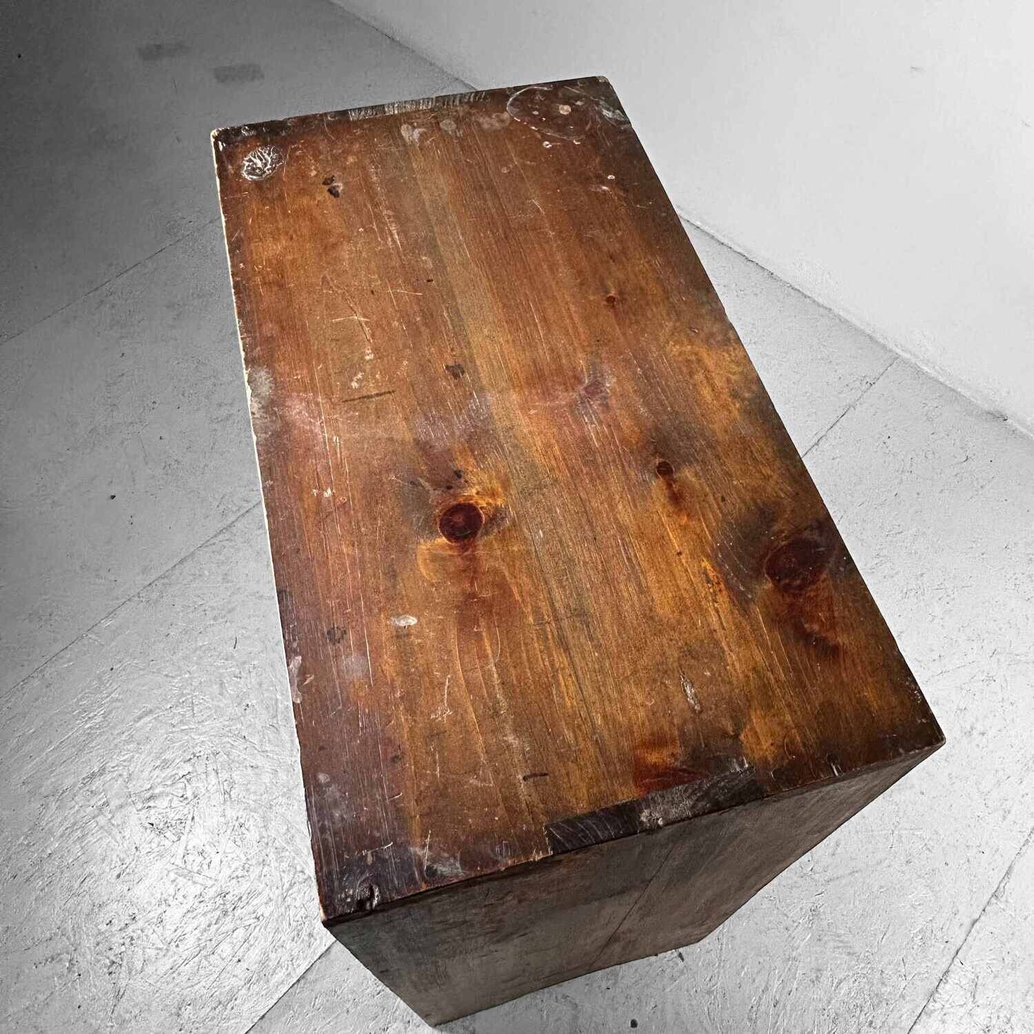 Japanese Tansu Storage Cabinet, 1930s.