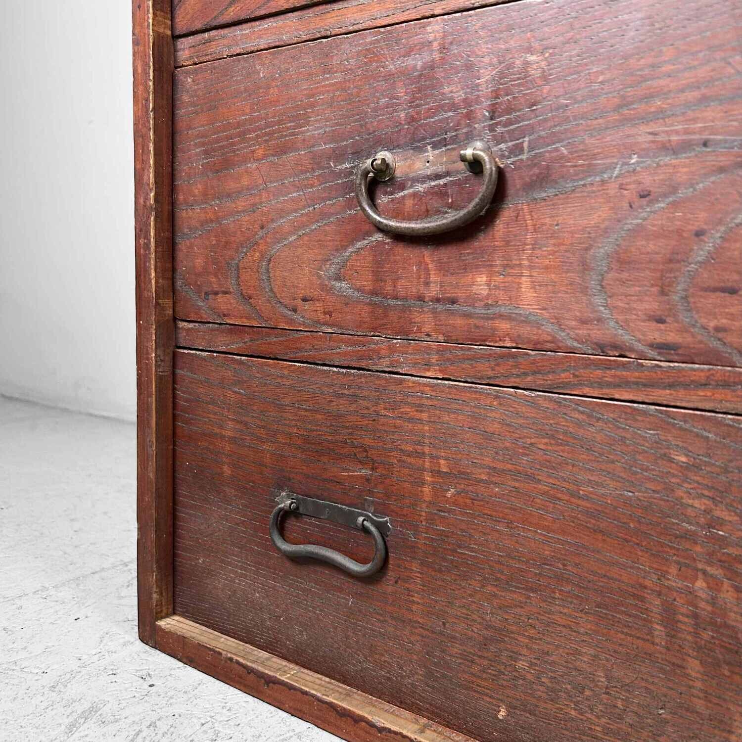 Japanese Traditional Tansu Drawer Chest, Meiji Period.