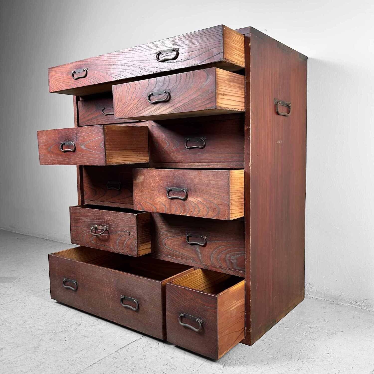 Japanese Traditional Tansu Drawer Chest, Meiji Period.
