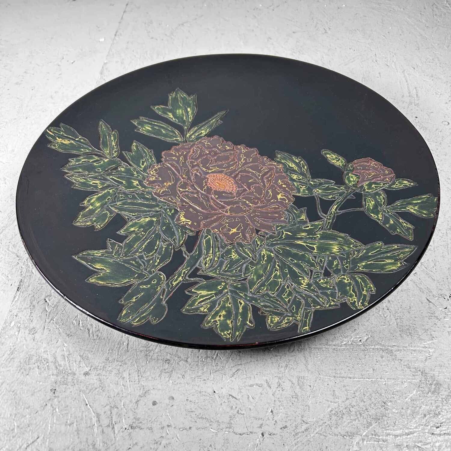 Japanse Urushi-Suri Lakwerk Schaal met Bloemendecor, Shōwa.