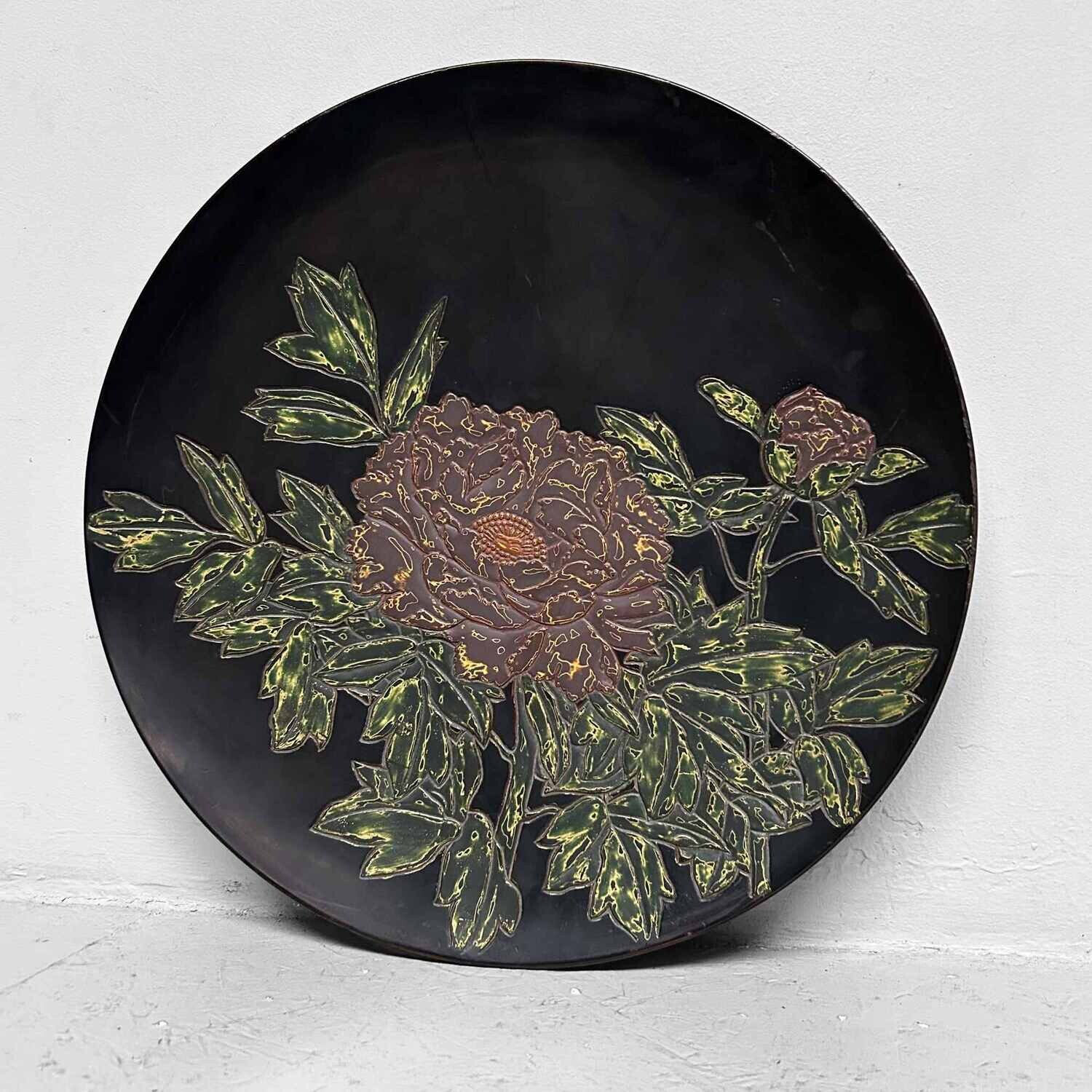 Japanese Urushi-Suri Lacquer Bowl with Floral Design, Shōwa Era.