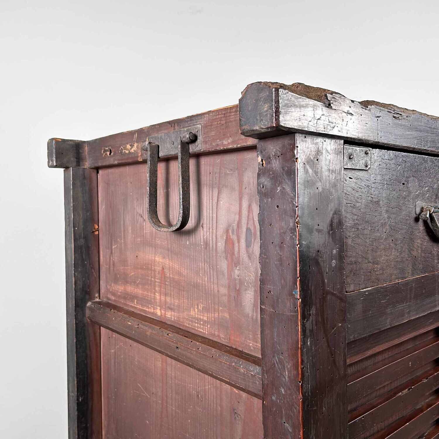 Grote Winkel Archiefkast 三井ハウス, late Meiji, Japan.