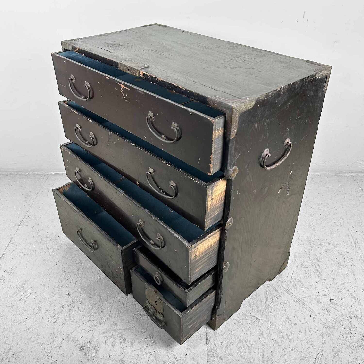 Lacquerwork Drawer Chest Japanese Tansu, Meiji Era.
