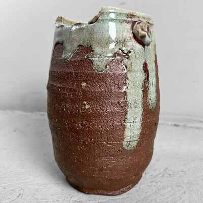 Organic Glazed Mid-Century Ikebana 生花 Vase, Japan.
