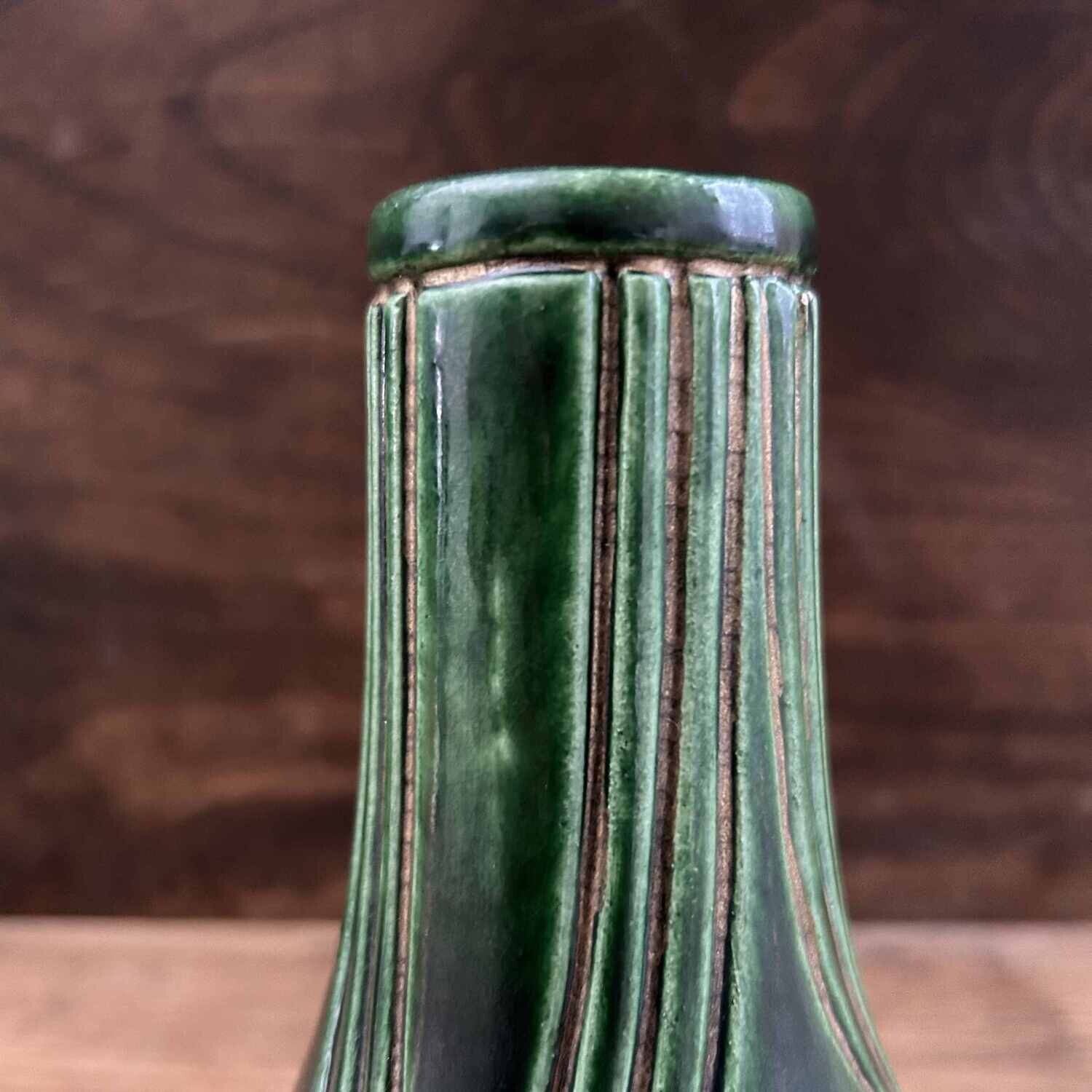Elegante Mid Century Ikebana Vaas, Raku-yaki (楽焼), Japan.