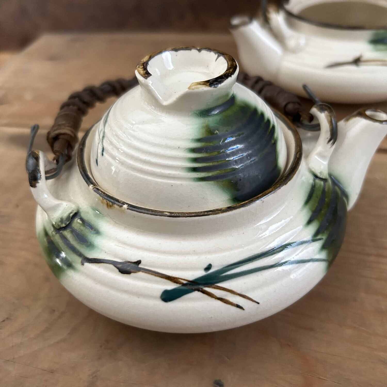 Mid-Century Porcelain Teapot, Japan.
