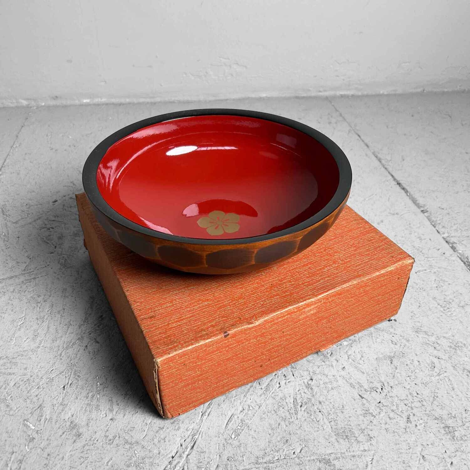 Wooden Mid Century Urushi Bowl, Shōwa Era, Japan.