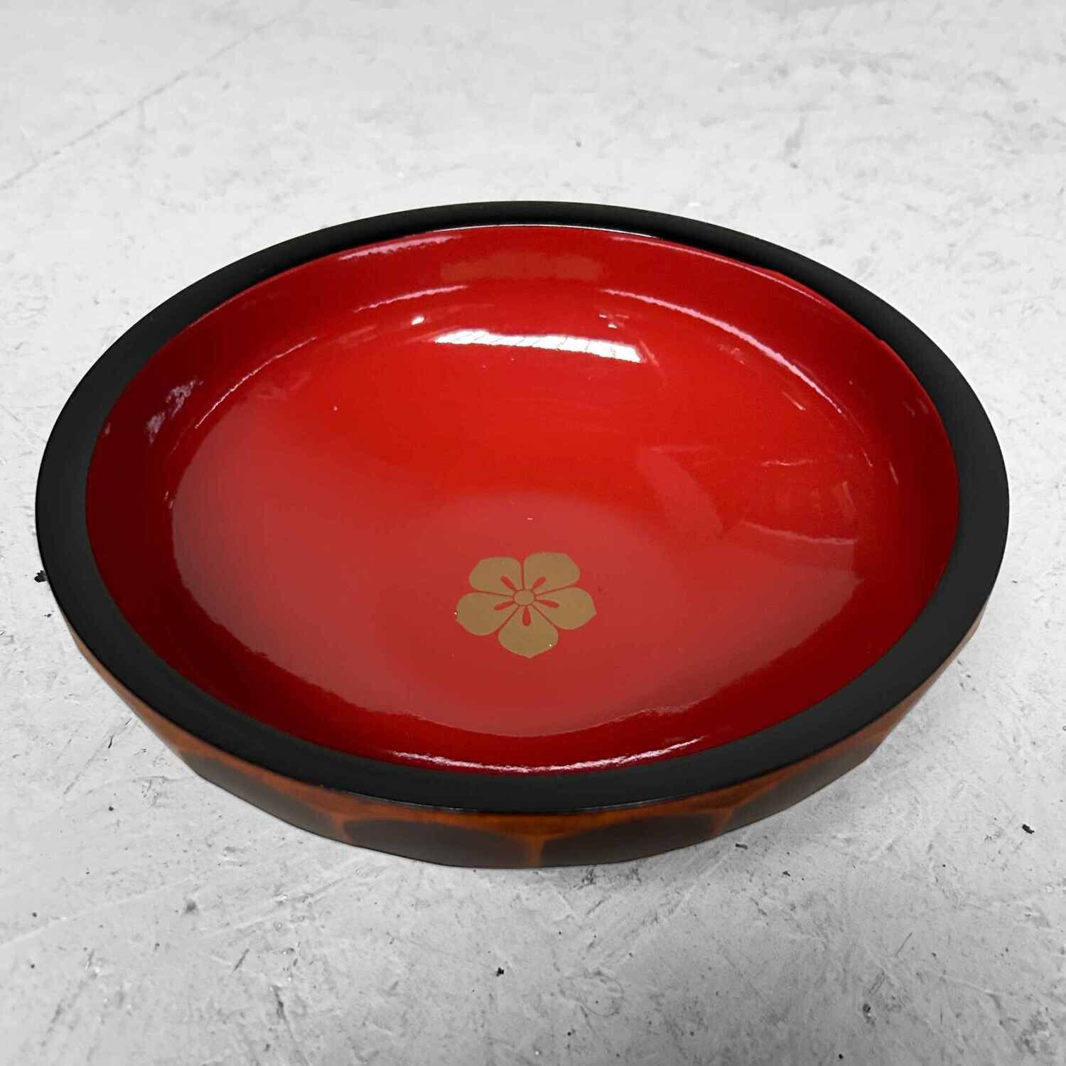 Wooden Mid Century Urushi Bowl, Shōwa Era, Japan.