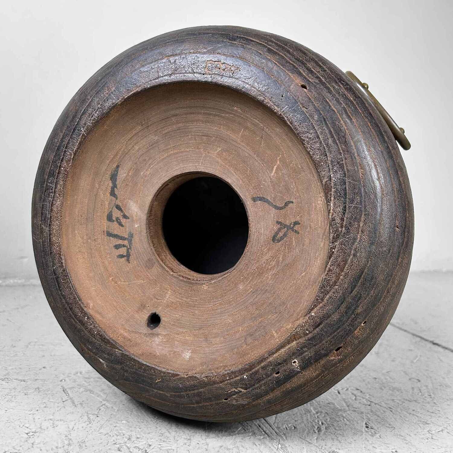 Antieke Hibachi 火鉢  met Houten Kist, Taishō-periode, Japan.
