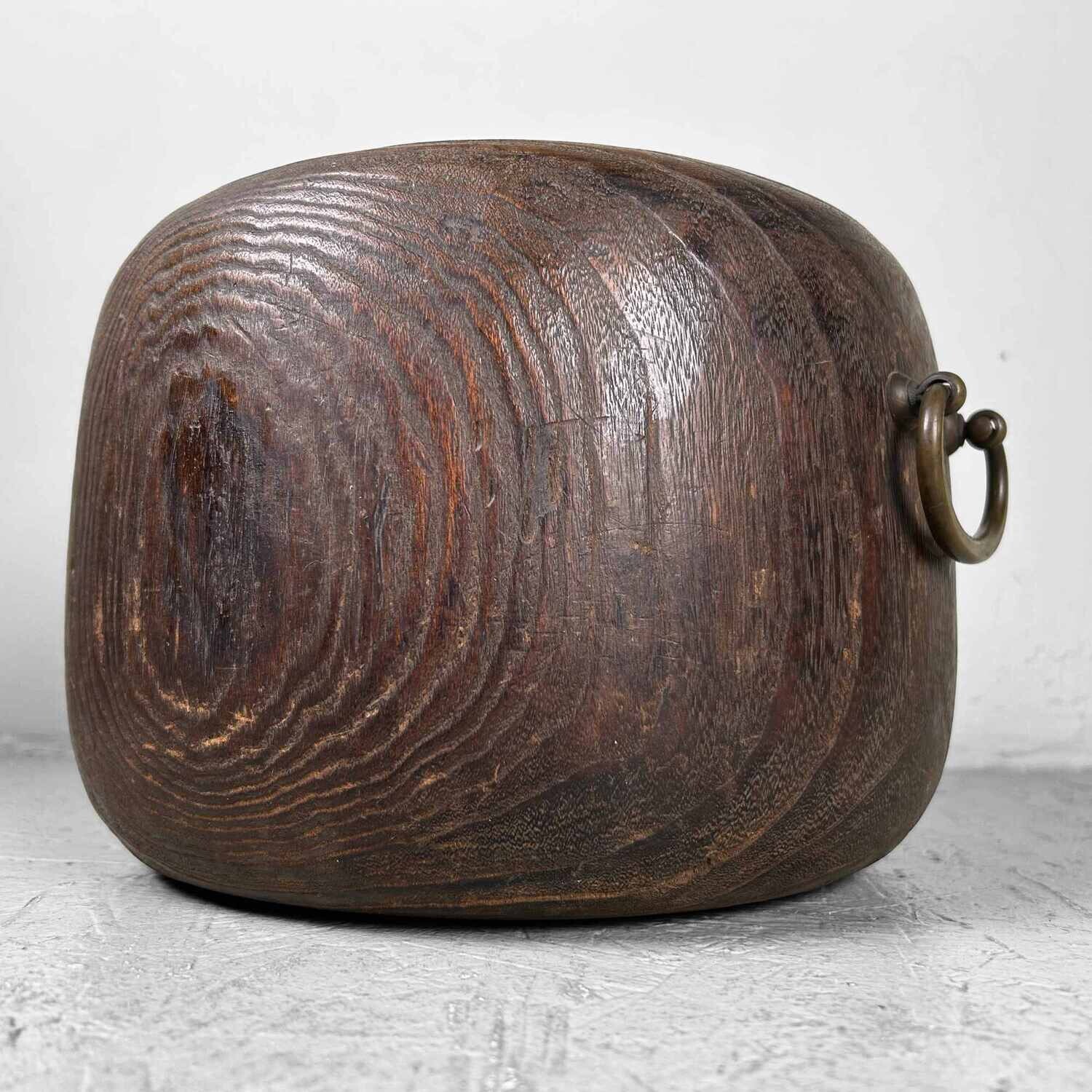 Antieke Hibachi 火鉢  met Houten Kist, Taishō-periode, Japan.