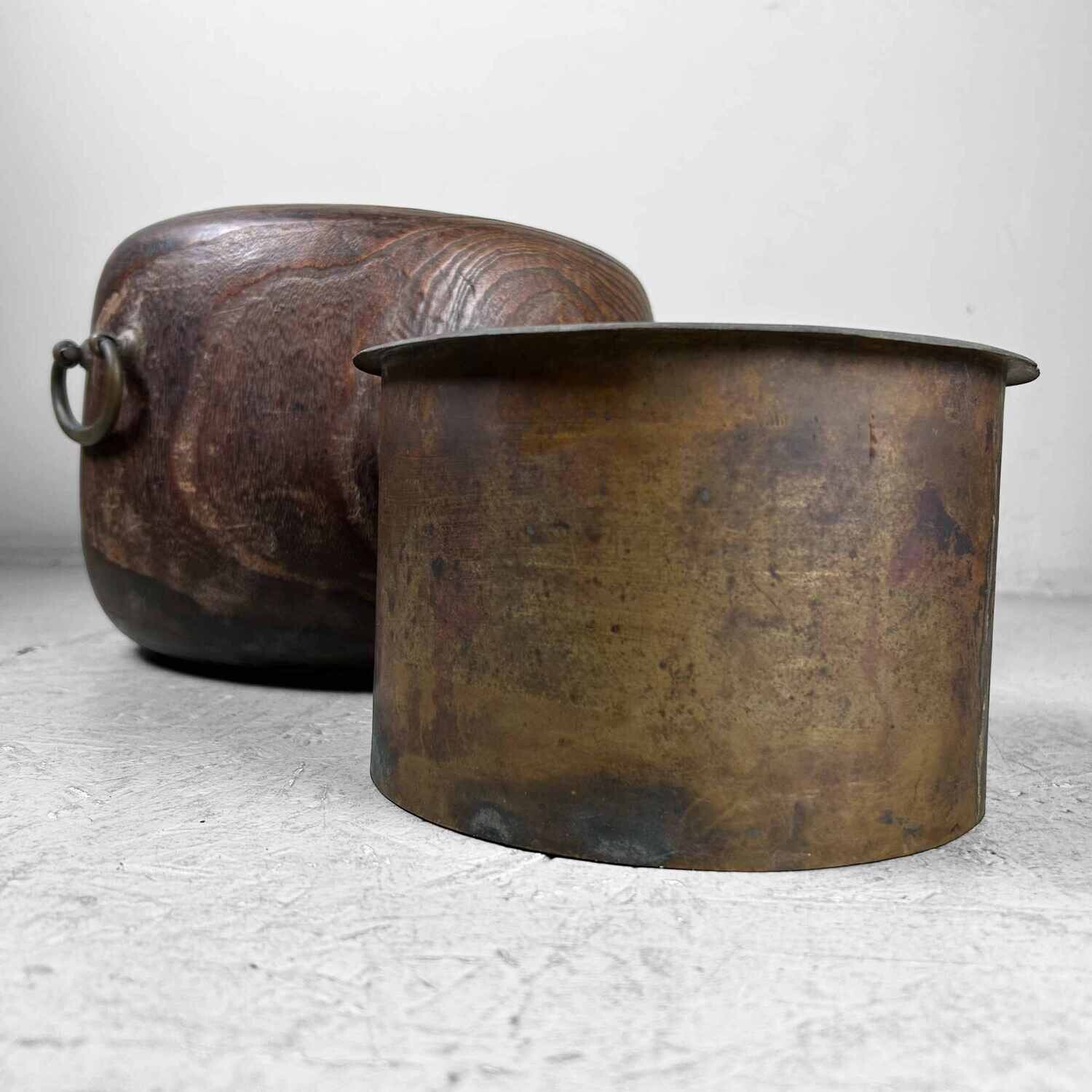 Antique Hibachi (火鉢) with Wooden Box, Taishō Period, Japan.