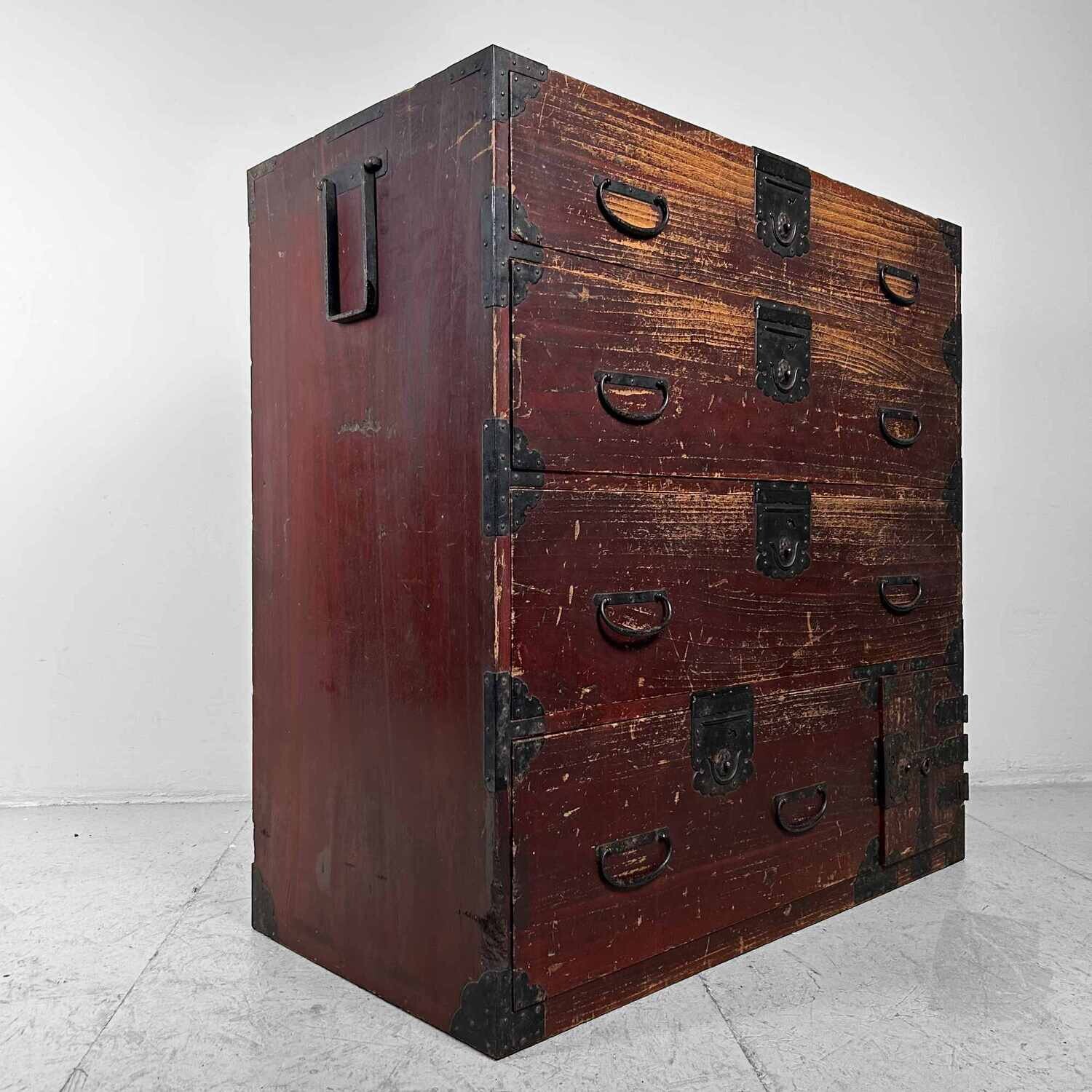Japanese Traditional Tansu Chest of Drawers, Meiji Period.