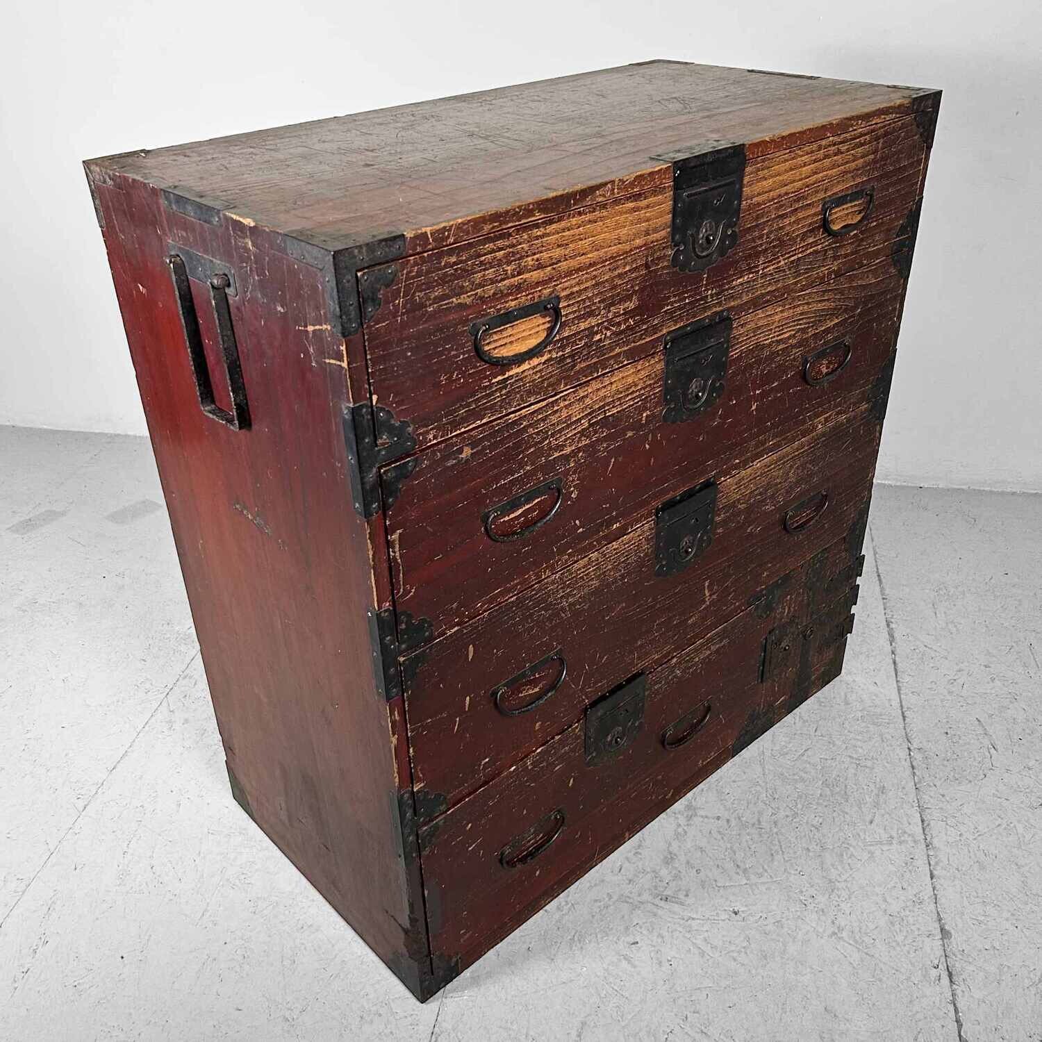 Japanese Traditional Tansu Chest of Drawers, Meiji Period.