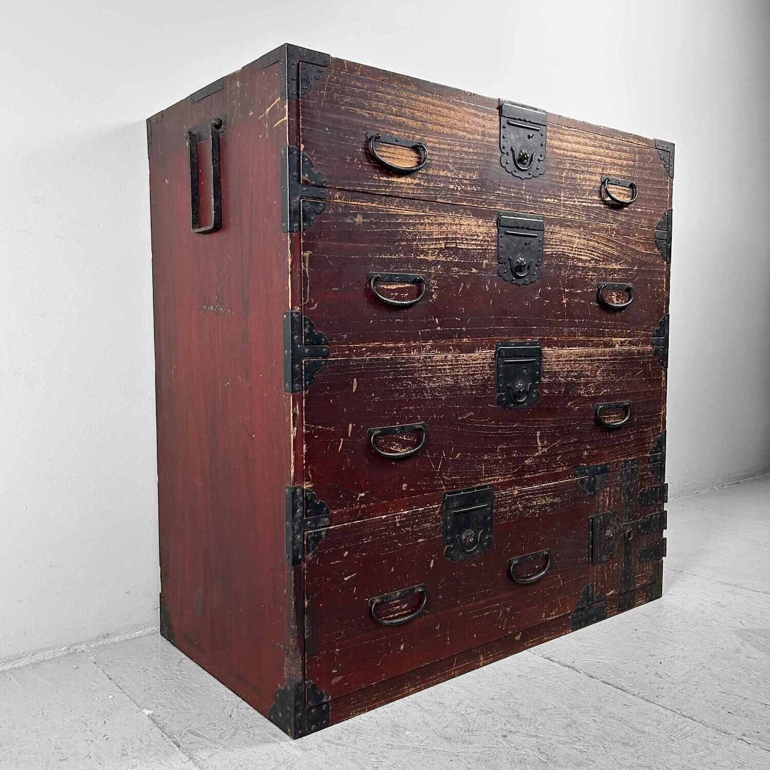 Japanese Traditional Tansu Chest of Drawers, Meiji Period.