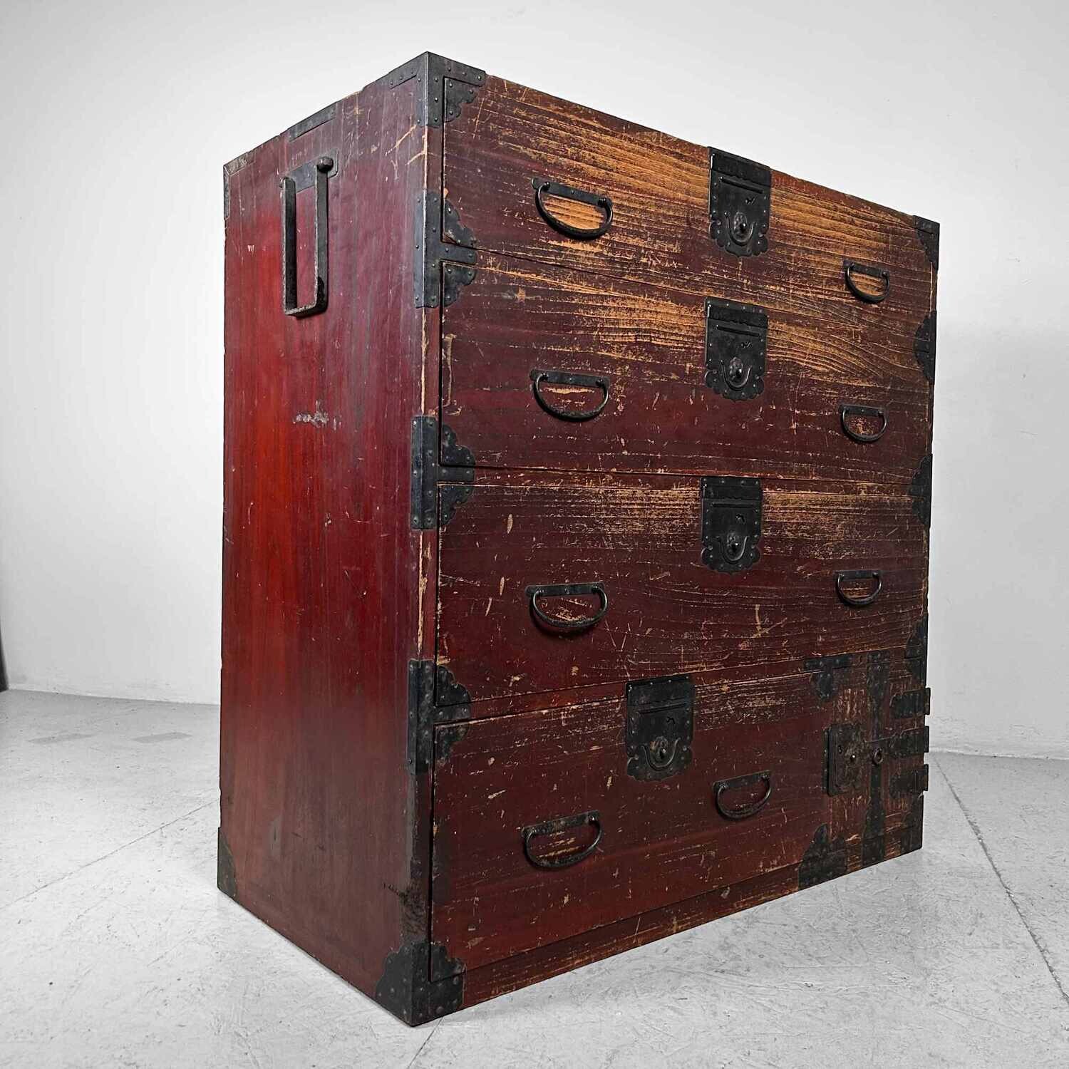 Japanese Traditional Tansu Chest of Drawers, Meiji Period.
