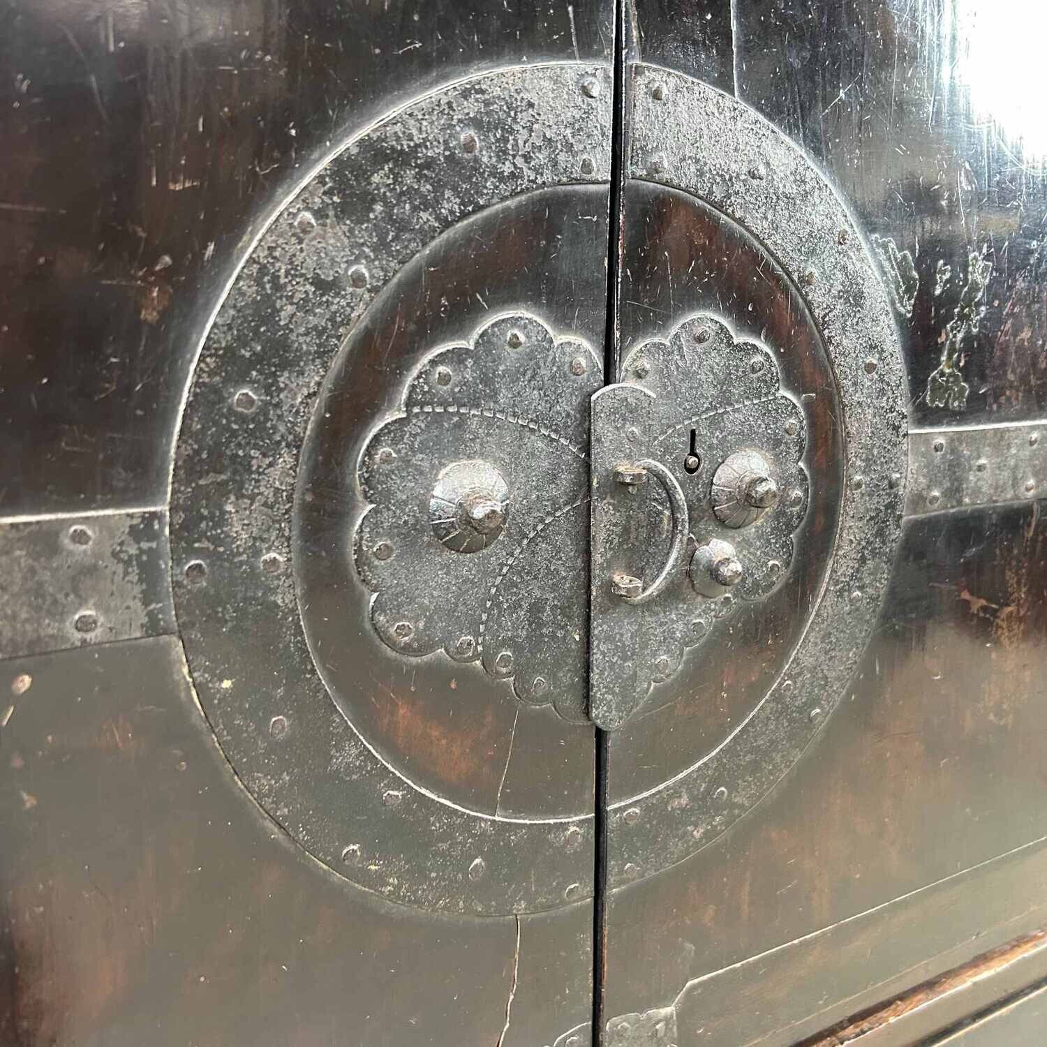 Tweedelige Lakwerk Ladekast Japanse Tansu, Meiji-periode.