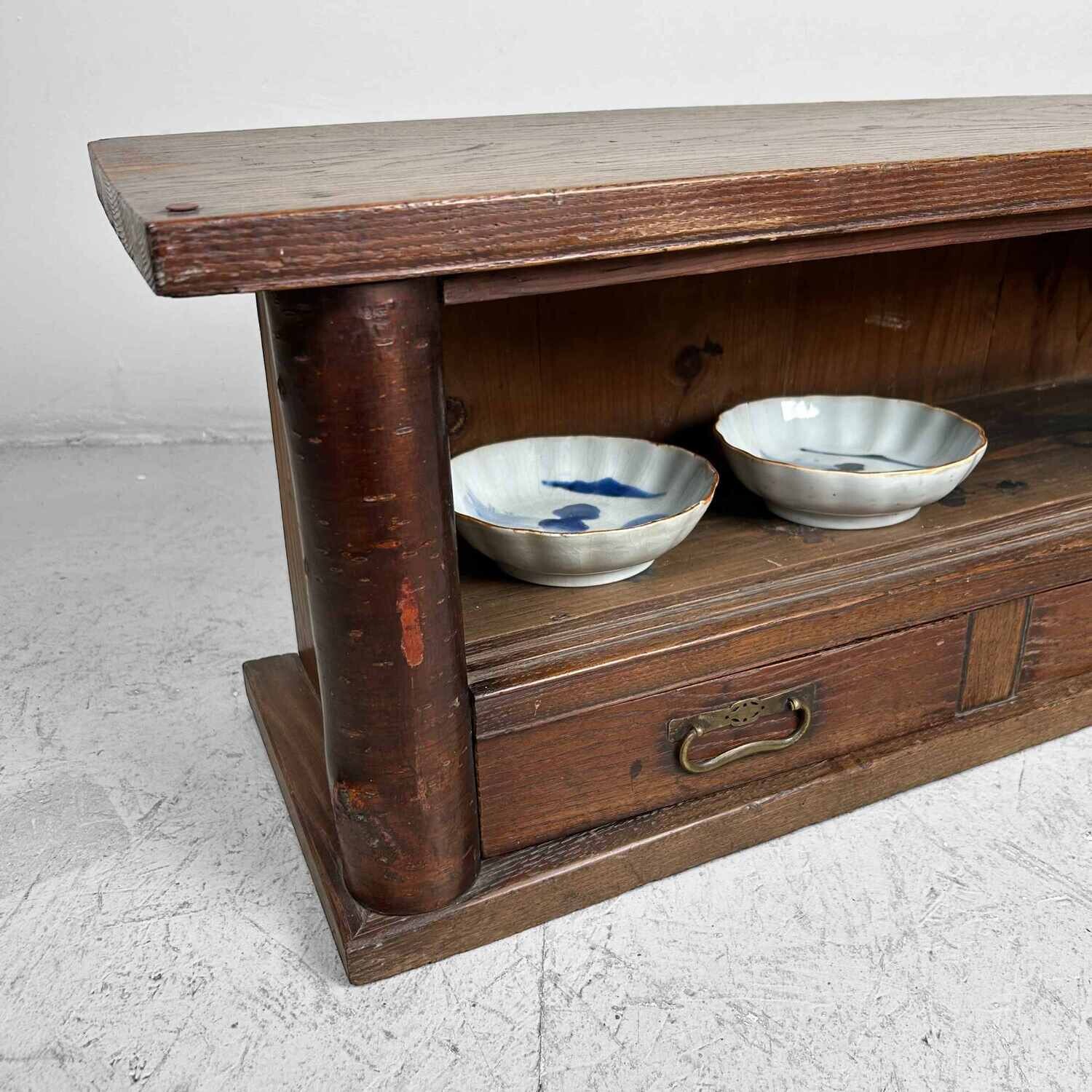 Lage Japanse 'Jibukuro Tokonoma' Tansu, Taishō-periode.