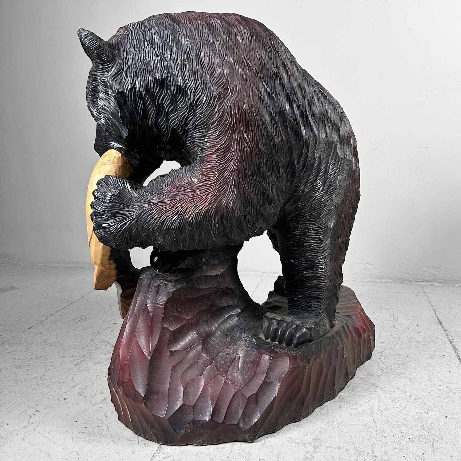 XL Wooden Bear Hokkaido Kibori Kuma (木彫り熊), 1960s, Japan.