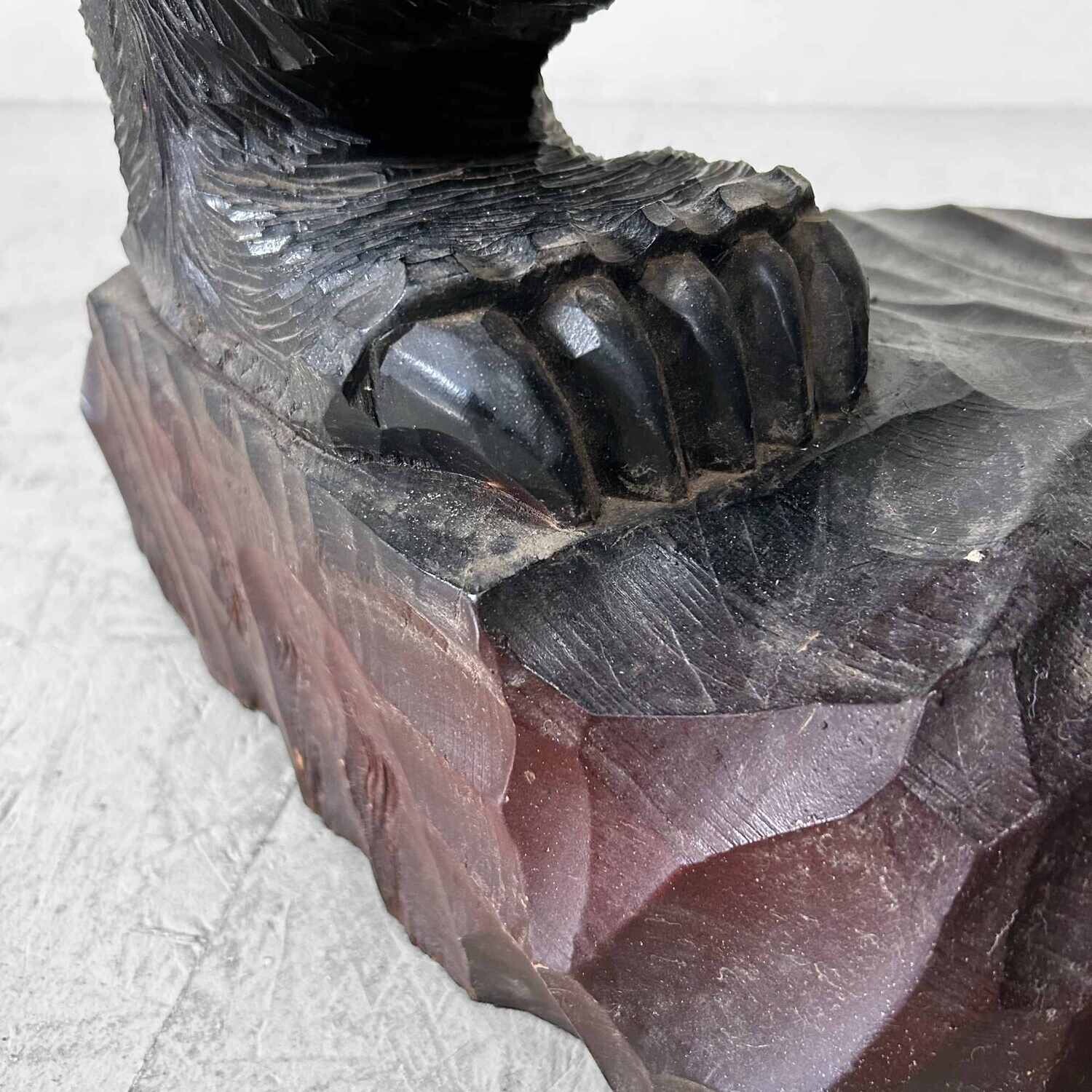 XL Wooden Bear Hokkaido Kibori Kuma (木彫り熊), 1960s, Japan.