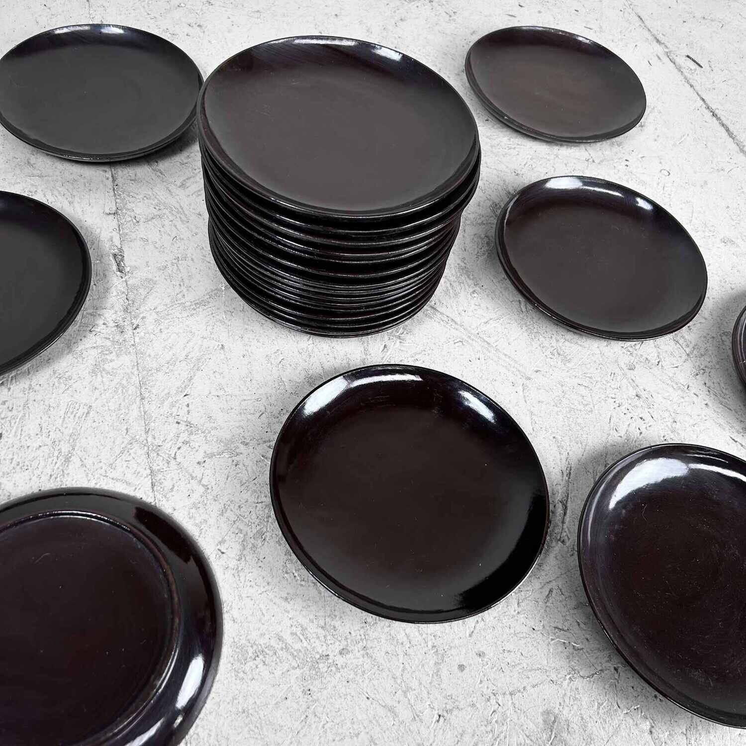 Stijlvol Zwart Houten Lakwerk Bord, Meiji-periode.