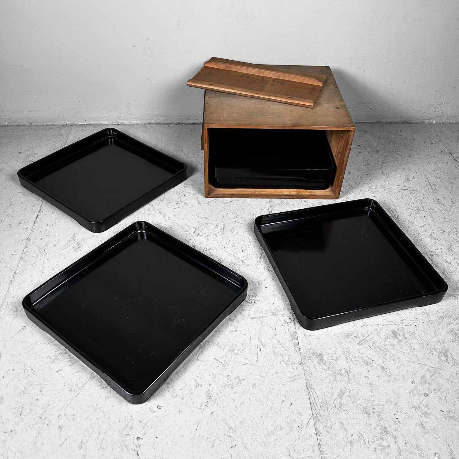 Wooden Japanese Lacquer Tray, Taishō period.