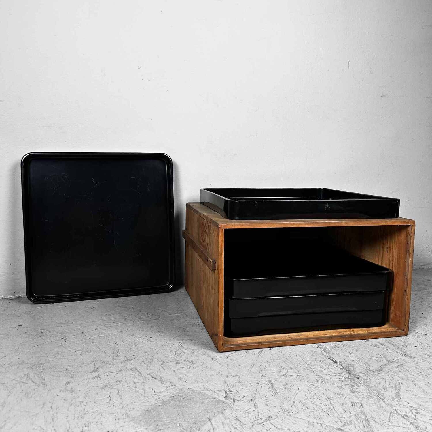 Wooden Japanese Lacquer Tray, Taishō period.