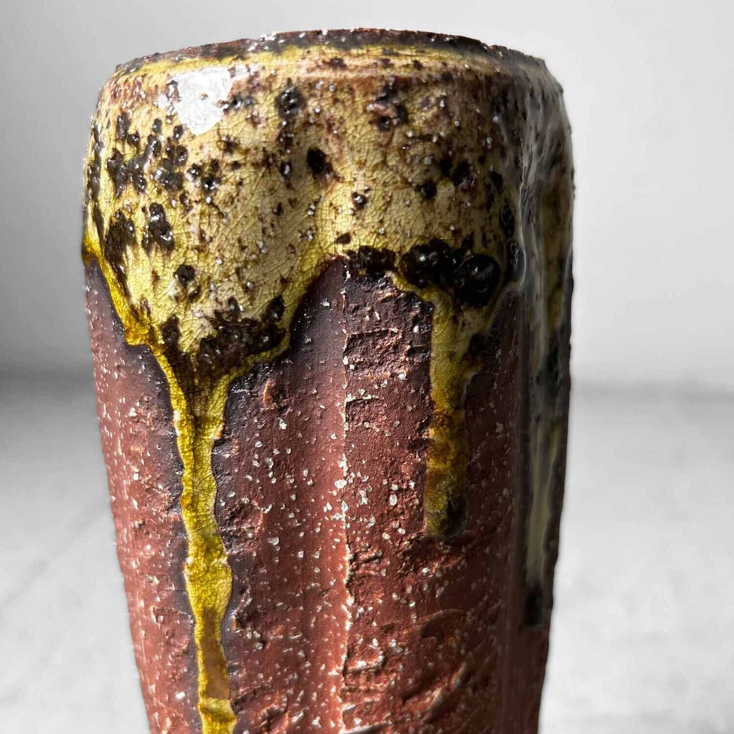 Mid-Century Earthenware Ikebana Flower Vase, Japan.