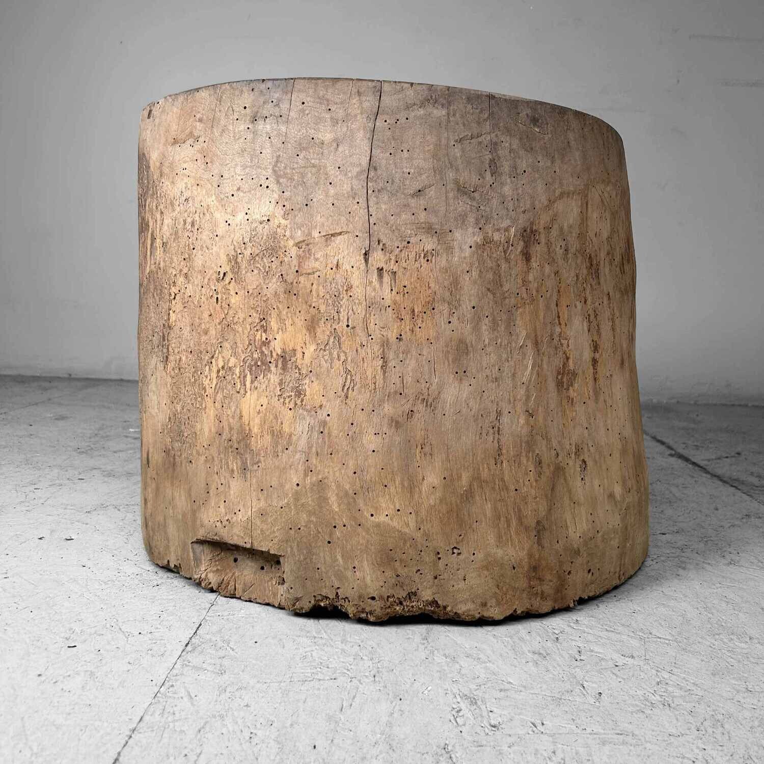 Japanese Mochi-Tsuki Usu, Antique Rice Mortar, late Meiji period.