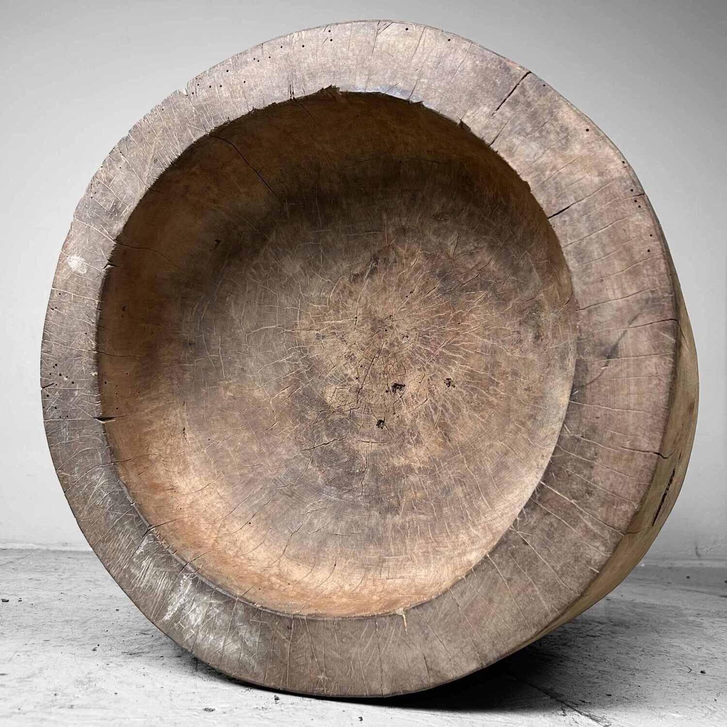 Japanese Mochi-Tsuki Usu, Antique Rice Mortar, late Meiji period.