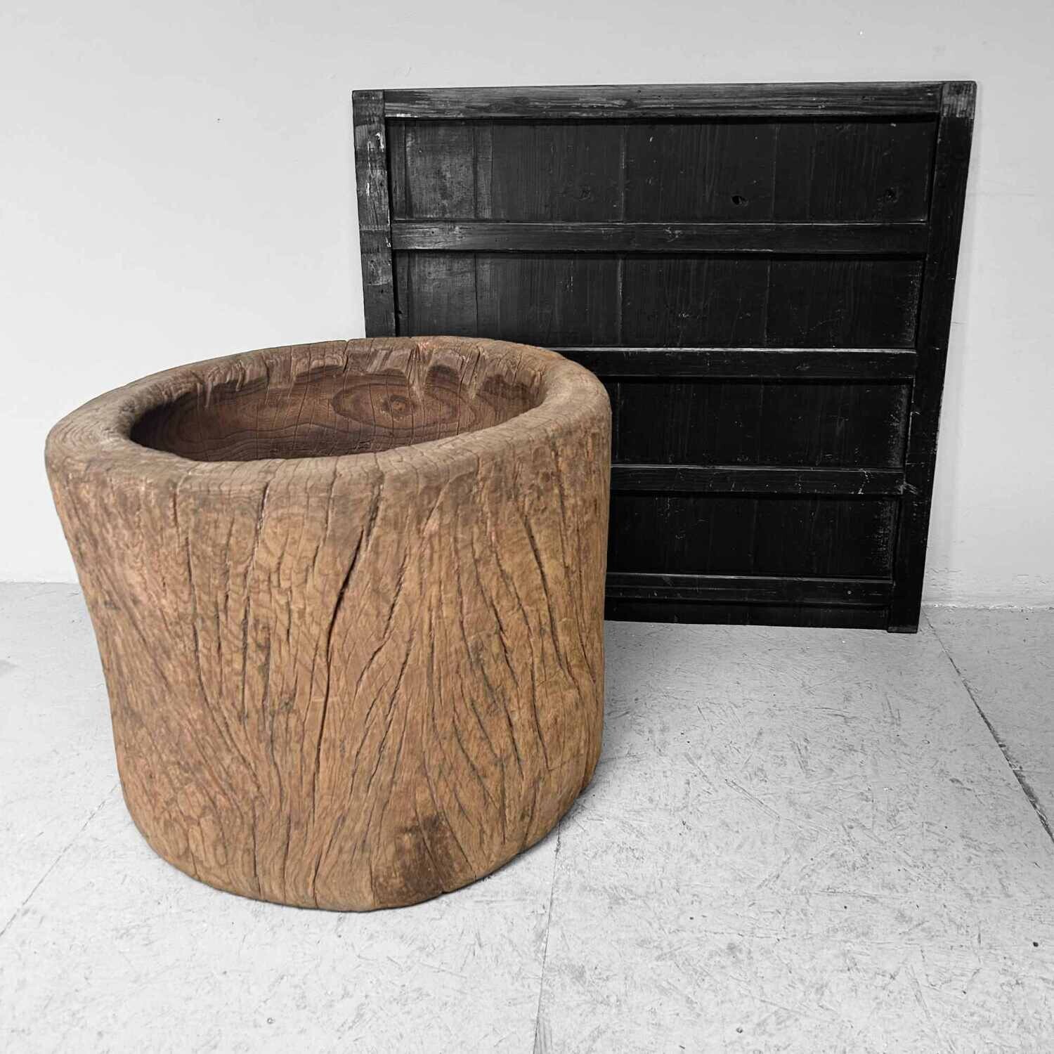 Unique Japanese Mochi-Tsuki Usu, Antique Rice Mortar, Edo Period.