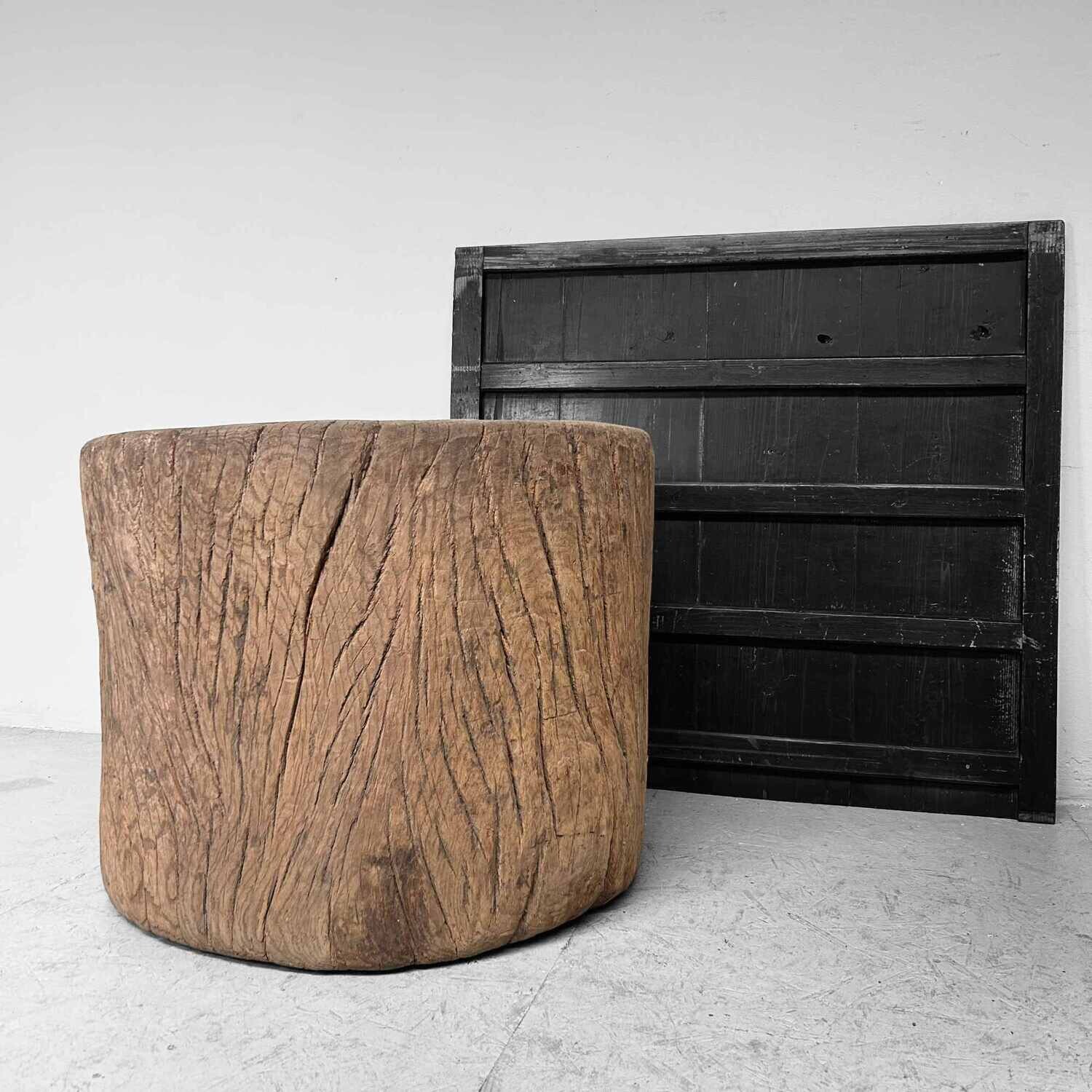 Unique Japanese Mochi-Tsuki Usu, Antique Rice Mortar, Edo Period.