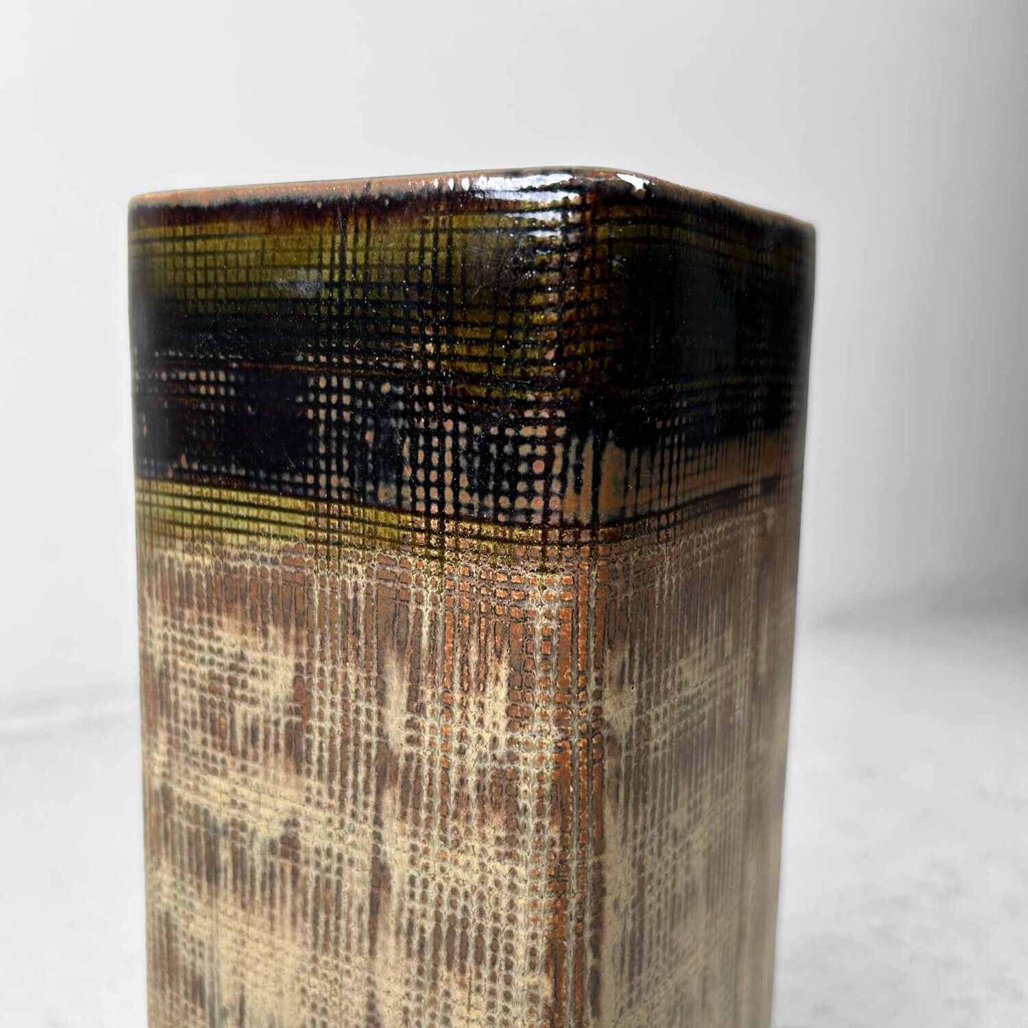 Mid Century Ceramic Ikebana 生花 Flower Vase.