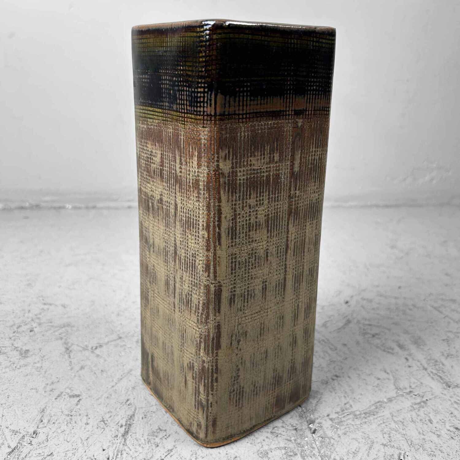 Mid Century Ceramic Ikebana 生花 Flower Vase.